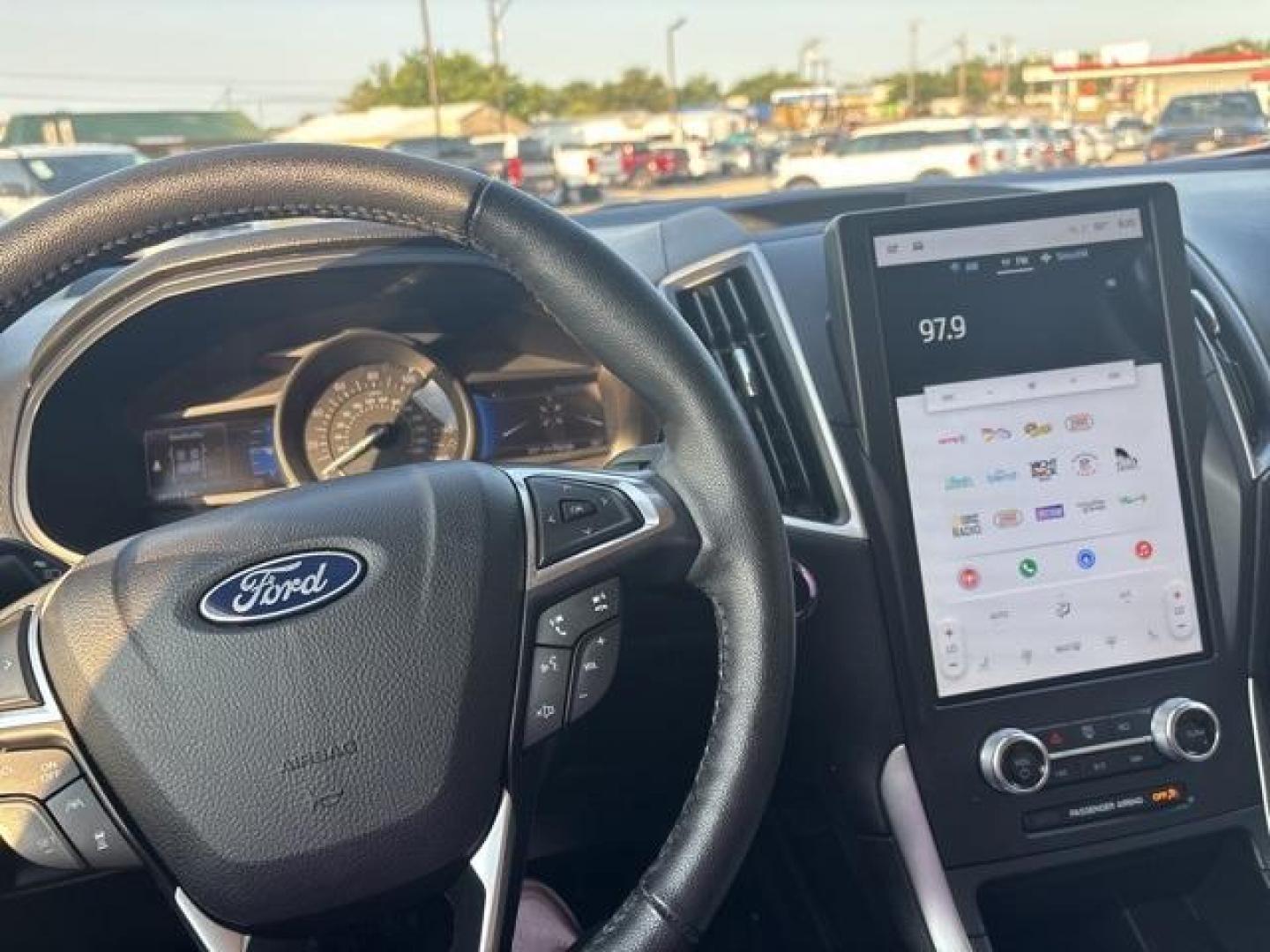 2022 Rapid Red Metallic Tinted Clearcoat /Dune Ford Edge SEL (2FMPK4J99NB) with an EcoBoost 2.0L I4 GTDi DOHC Turbocharged VCT engine, Automatic transmission, located at 1105 E Mulberry, Kaufman, TX, 75142, (972) 962-2151, 32.589550, -96.300926 - Rapid Red Metallic Tinted Clearcoat 2022 Ford Edge 4D Sport Utility SEL AWD 8-Speed Automatic EcoBoost 2.0L I4 GTDi DOHC Turbocharged VCT AWD.<br><br><br>Recent Arrival! Odometer is 20452 miles below market average! 21/28 City/Highway MPG<br><br><br>Please call Paul Murrey Ford Inc. In Kaufman Texas - Photo#18