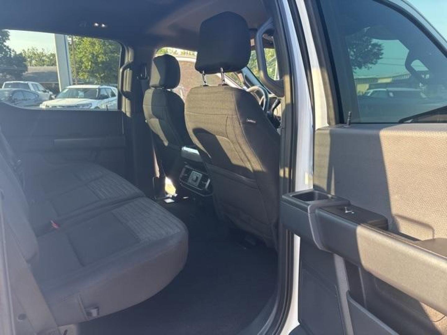 2023 Oxford White /Black Ford F-150 XL (1FTFW1E55PK) with an 5.0L V8 engine, Automatic transmission, located at 1105 E Mulberry, Kaufman, TX, 75142, (972) 962-2151, 32.589550, -96.300926 - Oxford White 2023 Ford F-150 4D SuperCrew XL 4WD 10-Speed Automatic 5.0L V8 4WD.<br><br><br>Recent Arrival! Odometer is 11147 miles below market average!<br><br><br>Please call Paul Murrey Ford Inc. In Kaufman Texas A Family Dealership Since 1952 Serving the Dallas Fort Worth and East Texas areas fo - Photo#17