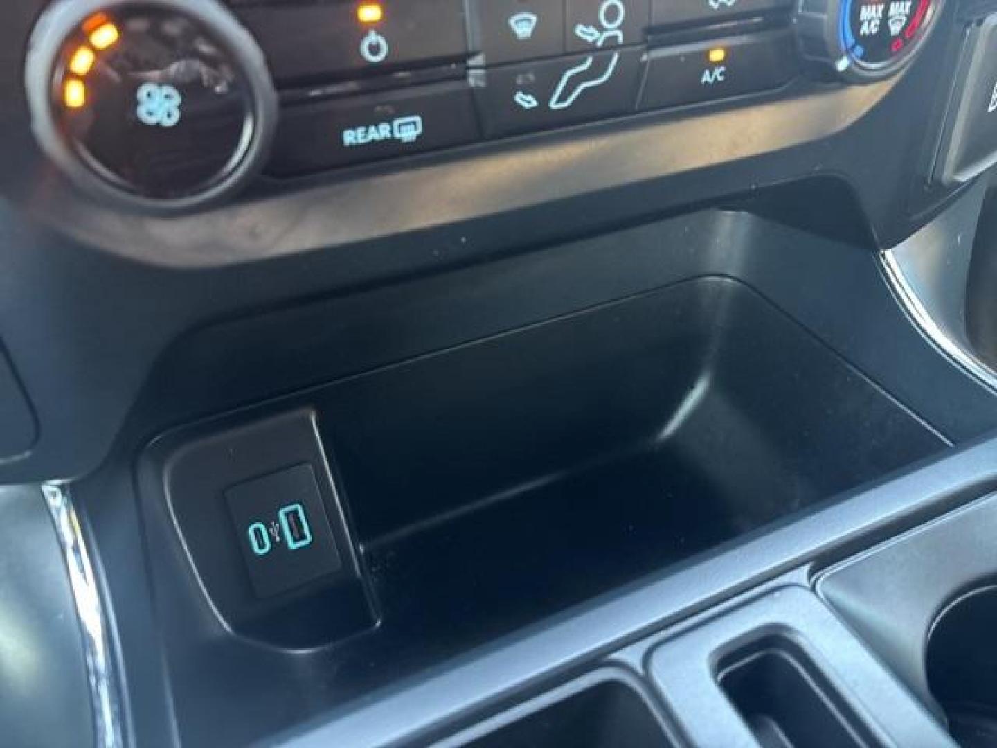 2023 Oxford White /Black Ford F-150 XL (1FTFW1E55PK) with an 5.0L V8 engine, Automatic transmission, located at 1105 E Mulberry, Kaufman, TX, 75142, (972) 962-2151, 32.589550, -96.300926 - Oxford White 2023 Ford F-150 4D SuperCrew XL 4WD 10-Speed Automatic 5.0L V8 4WD.<br><br><br>Recent Arrival! Odometer is 11147 miles below market average!<br><br><br>Please call Paul Murrey Ford Inc. In Kaufman Texas A Family Dealership Since 1952 Serving the Dallas Fort Worth and East Texas areas fo - Photo#21