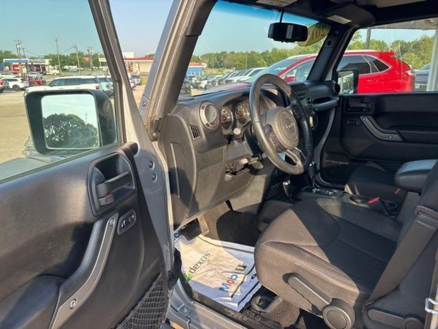 2018 Billet Silver Metallic Clearcoat /Black Jeep Wrangler JK Unlimited Sport (1C4BJWDG6JL) with an 3.6L V6 24V VVT engine, Automatic transmission, located at 1105 E Mulberry, Kaufman, TX, 75142, (972) 962-2151, 32.589550, -96.300926 - Photo#9