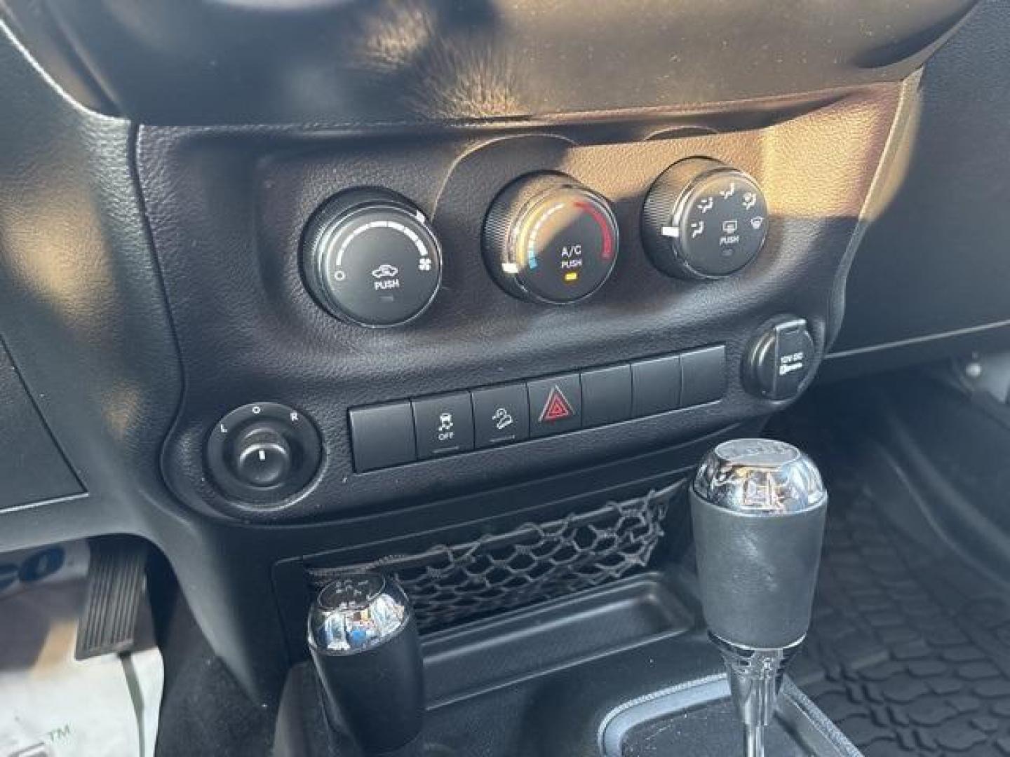 2018 Billet Silver Metallic Clearcoat /Black Jeep Wrangler JK Unlimited Sport (1C4BJWDG6JL) with an 3.6L V6 24V VVT engine, Automatic transmission, located at 1105 E Mulberry, Kaufman, TX, 75142, (972) 962-2151, 32.589550, -96.300926 - Photo#24