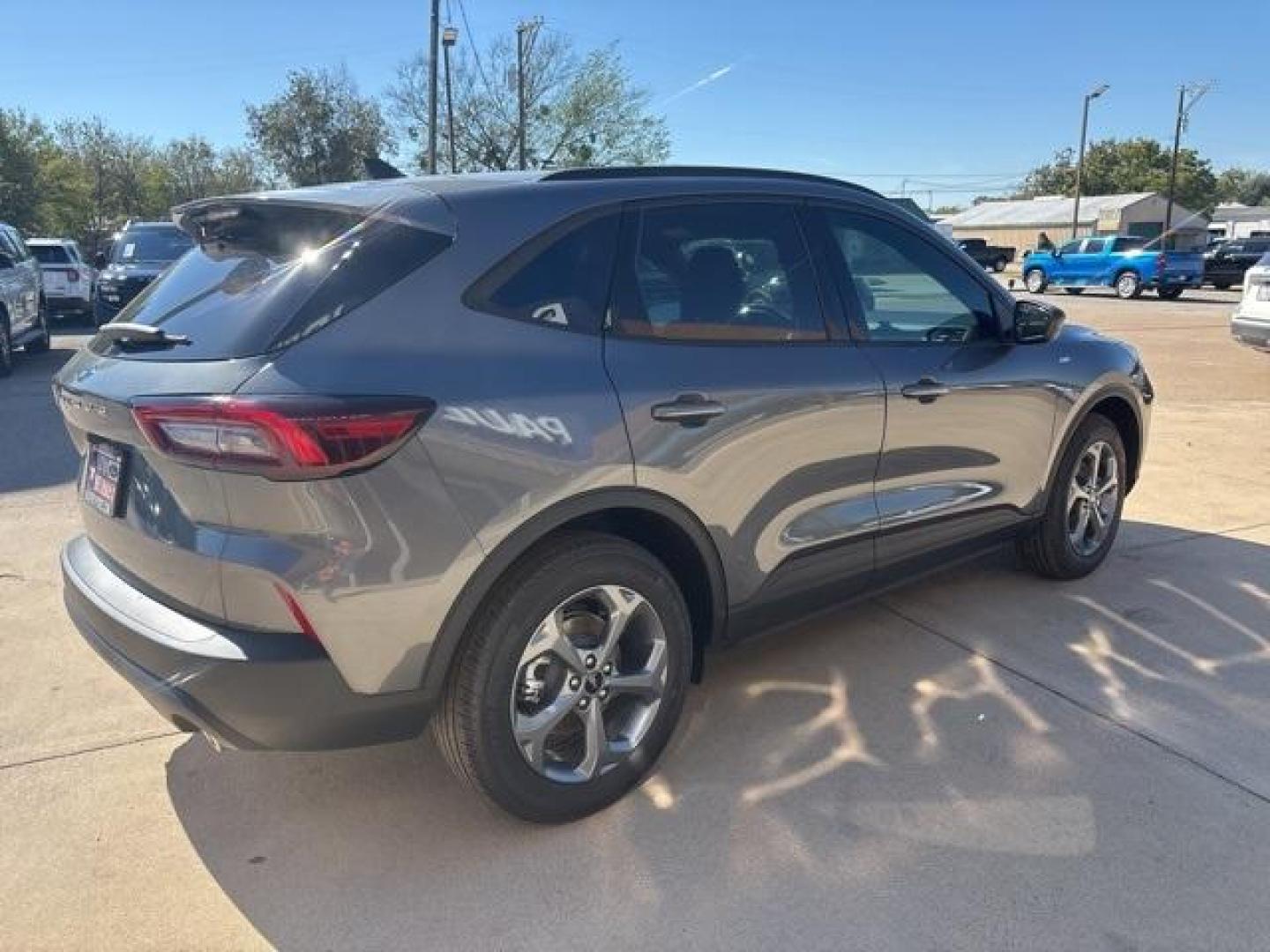 2025 Gray Metallic /Ebony Ford Escape ST-Line (1FMCU0MN2SU) with an 1.5L EcoBoost engine, Automatic transmission, located at 1105 E Mulberry, Kaufman, TX, 75142, (972) 962-2151, 32.589550, -96.300926 - Carbonized Gray Metallic 2025 Ford Escape 4D Sport Utility ST-Line FWD 8-Speed Automatic 1.5L EcoBoost<br><br>27/34 City/Highway MPG Price includes: $4000 - Bonus Customer Cash. Exp. 01/05/2026 - Photo#5