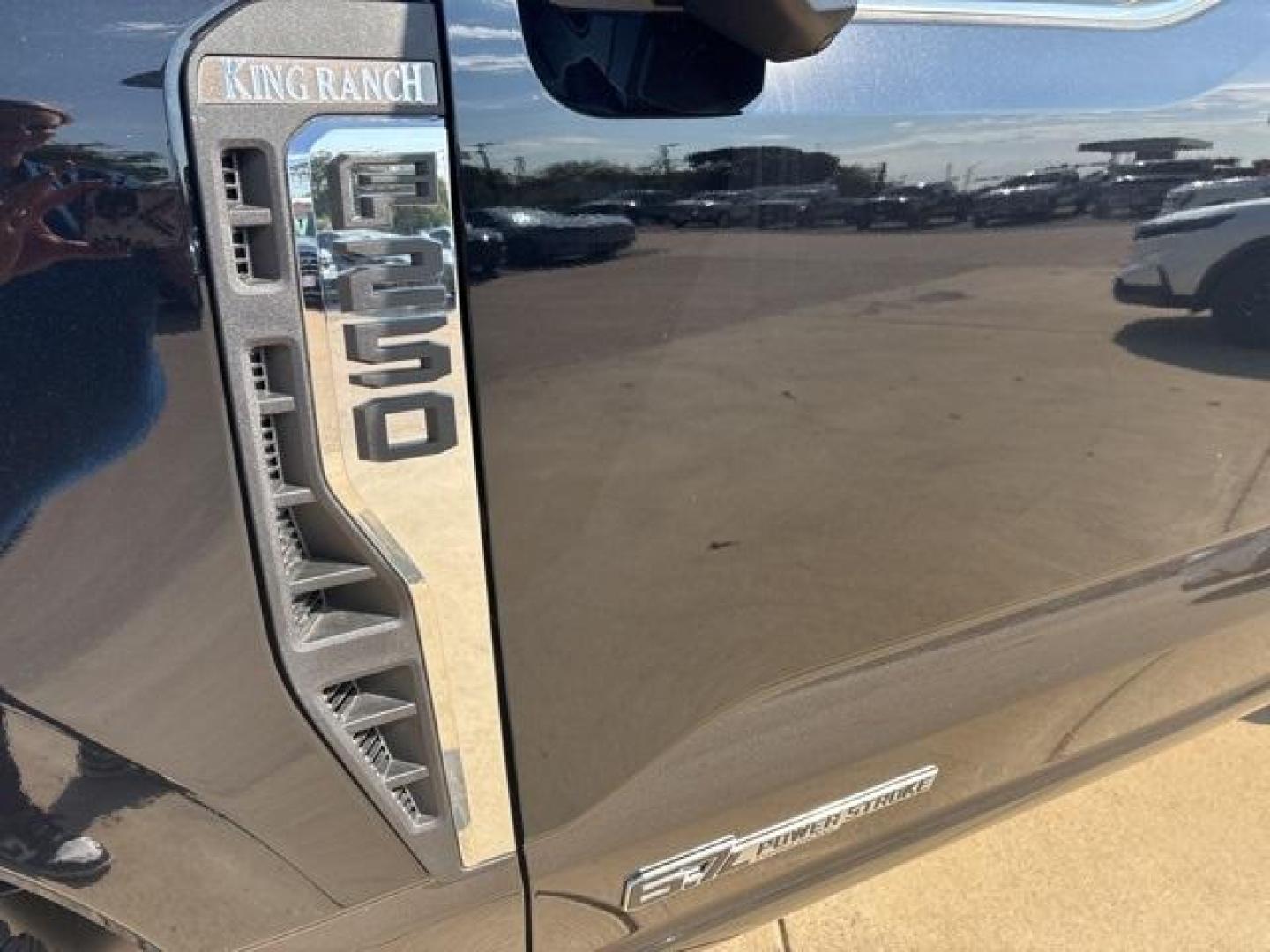 2025 Agate Black Metallic /40 Console 40 Seat Ford F-250SD King Ranch (1FT8W2BT3SE) with an Power Stroke 6.7L V8 DI 32V OHV Turbodiesel engine, Automatic transmission, located at 1105 E Mulberry, Kaufman, TX, 75142, (972) 962-2151, 32.589550, -96.300926 - Photo#8
