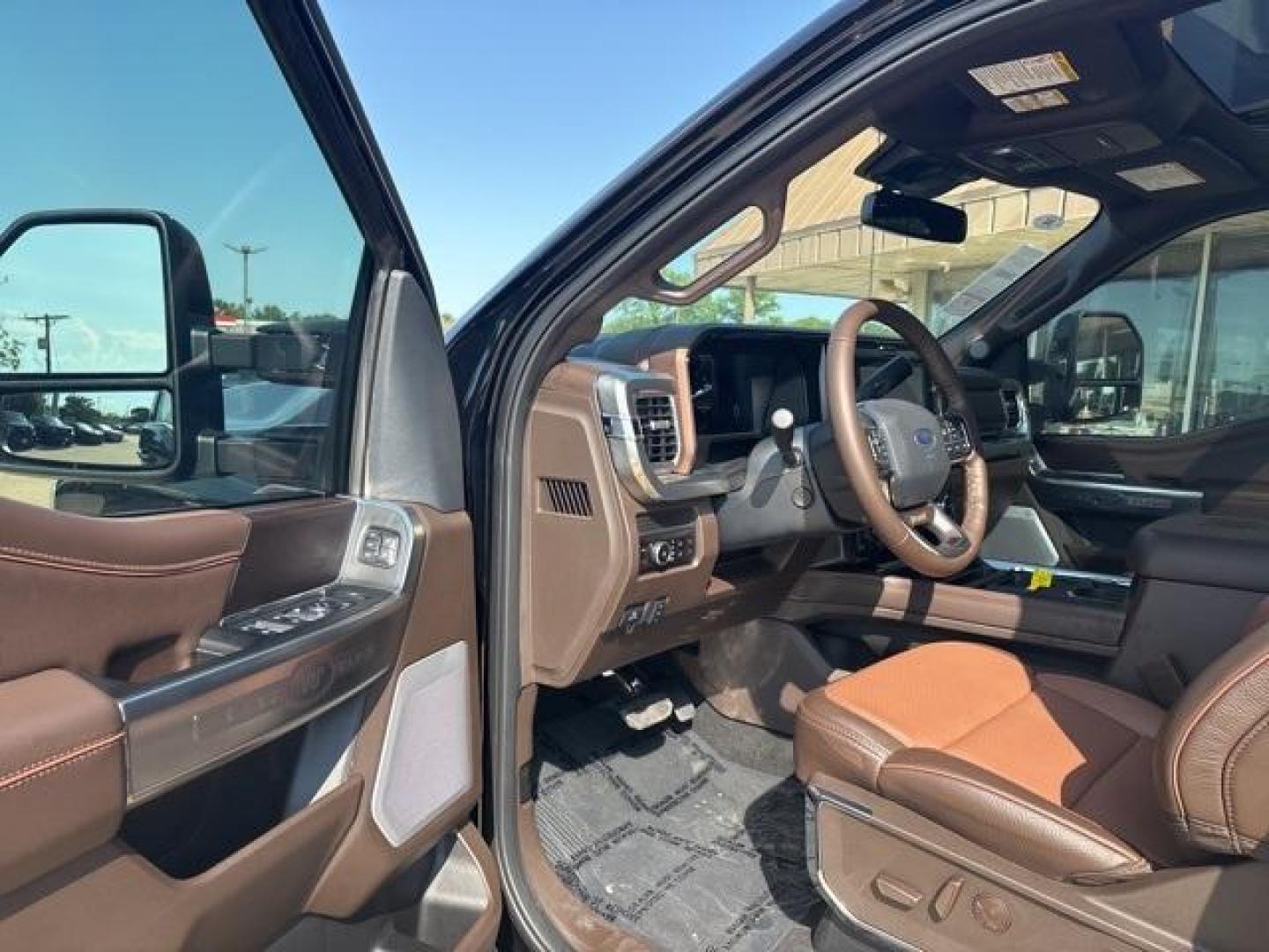 2025 Agate Black Metallic /40 Console 40 Seat Ford F-250SD King Ranch (1FT8W2BT3SE) with an Power Stroke 6.7L V8 DI 32V OHV Turbodiesel engine, Automatic transmission, located at 1105 E Mulberry, Kaufman, TX, 75142, (972) 962-2151, 32.589550, -96.300926 - Photo#9