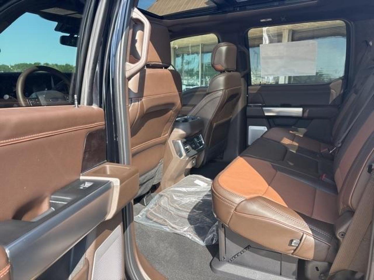 2025 Agate Black Metallic /40 Console 40 Seat Ford F-250SD King Ranch (1FT8W2BT3SE) with an Power Stroke 6.7L V8 DI 32V OHV Turbodiesel engine, Automatic transmission, located at 1105 E Mulberry, Kaufman, TX, 75142, (972) 962-2151, 32.589550, -96.300926 - Photo#14