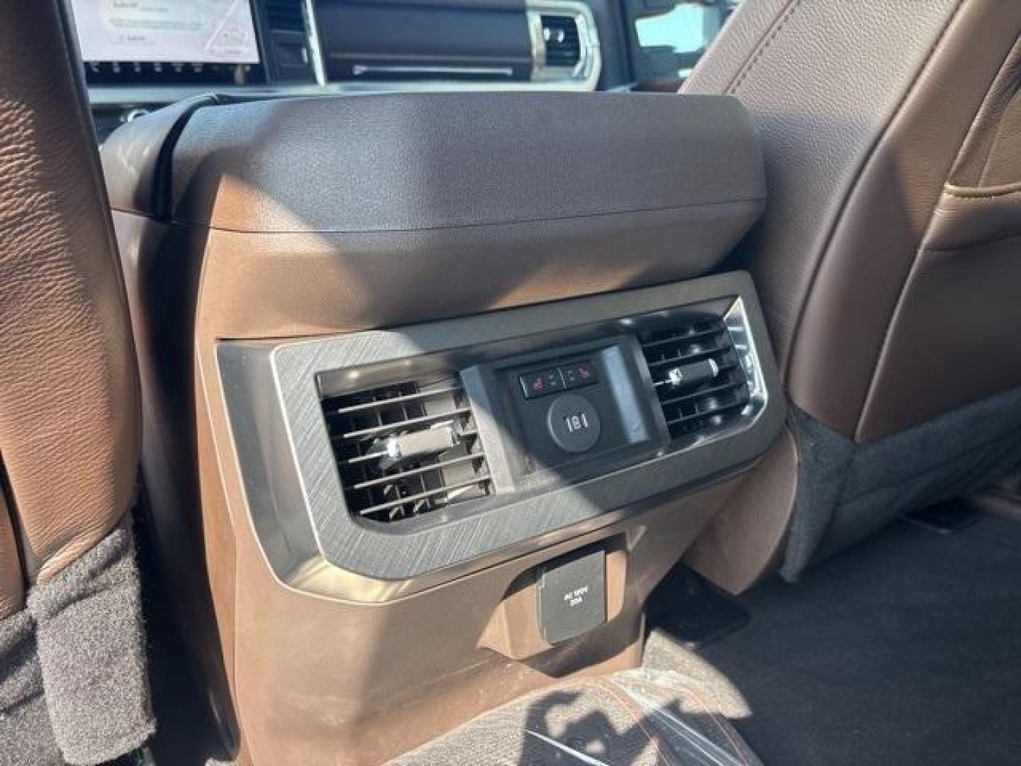 2025 Agate Black Metallic /40 Console 40 Seat Ford F-250SD King Ranch (1FT8W2BT3SE) with an Power Stroke 6.7L V8 DI 32V OHV Turbodiesel engine, Automatic transmission, located at 1105 E Mulberry, Kaufman, TX, 75142, (972) 962-2151, 32.589550, -96.300926 - Photo#16