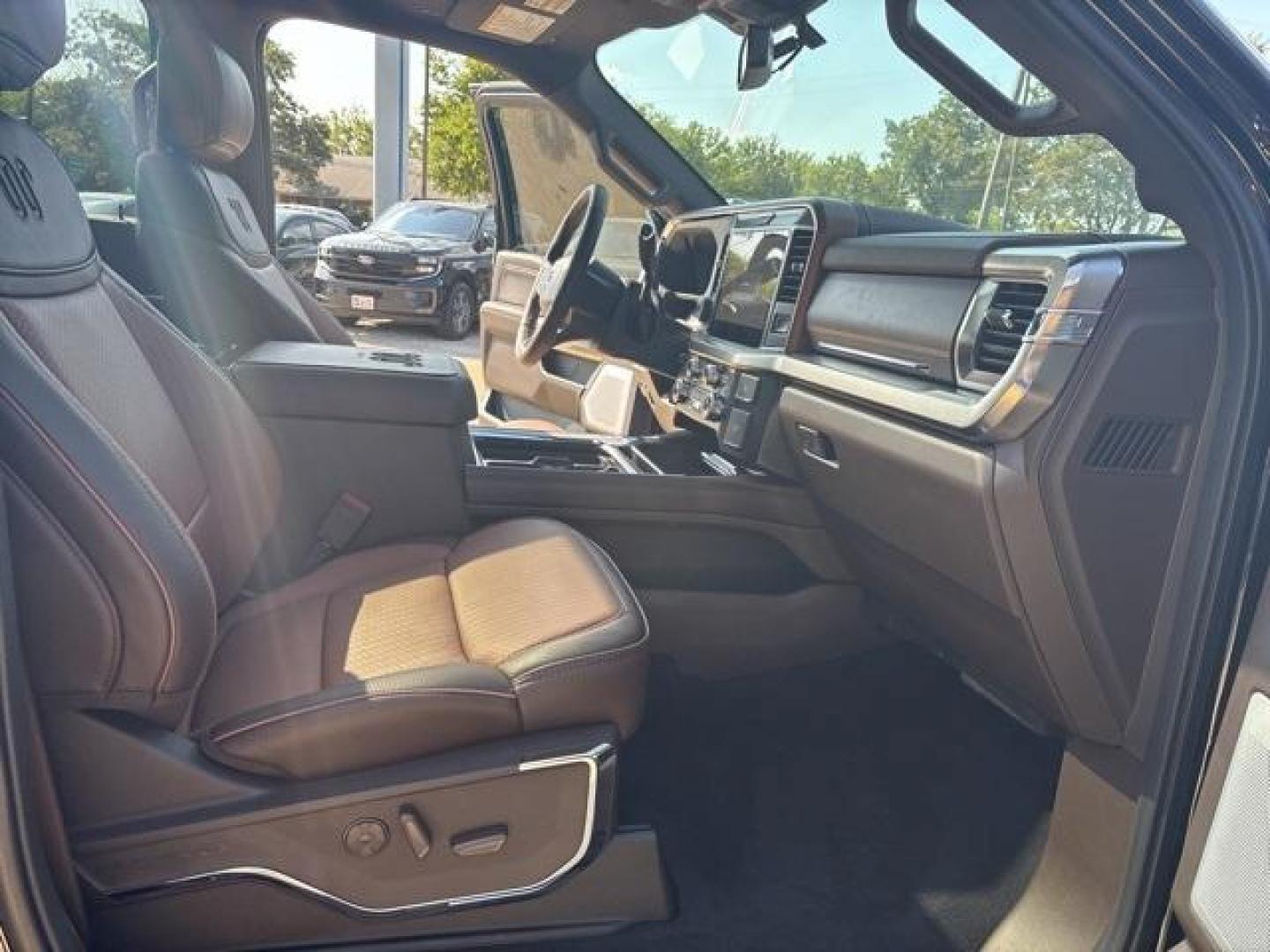 2025 Agate Black Metallic /40 Console 40 Seat Ford F-250SD King Ranch (1FT8W2BT3SE) with an Power Stroke 6.7L V8 DI 32V OHV Turbodiesel engine, Automatic transmission, located at 1105 E Mulberry, Kaufman, TX, 75142, (972) 962-2151, 32.589550, -96.300926 - Photo#18