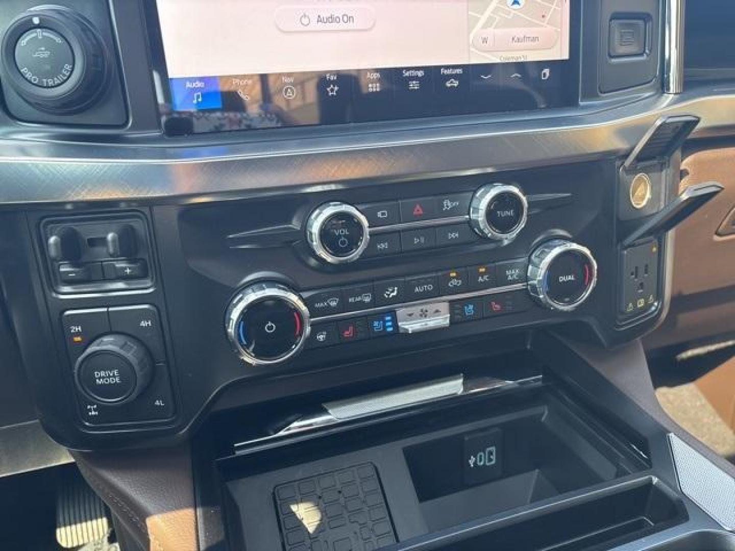 2025 Agate Black Metallic /40 Console 40 Seat Ford F-250SD King Ranch (1FT8W2BT3SE) with an Power Stroke 6.7L V8 DI 32V OHV Turbodiesel engine, Automatic transmission, located at 1105 E Mulberry, Kaufman, TX, 75142, (972) 962-2151, 32.589550, -96.300926 - Photo#24