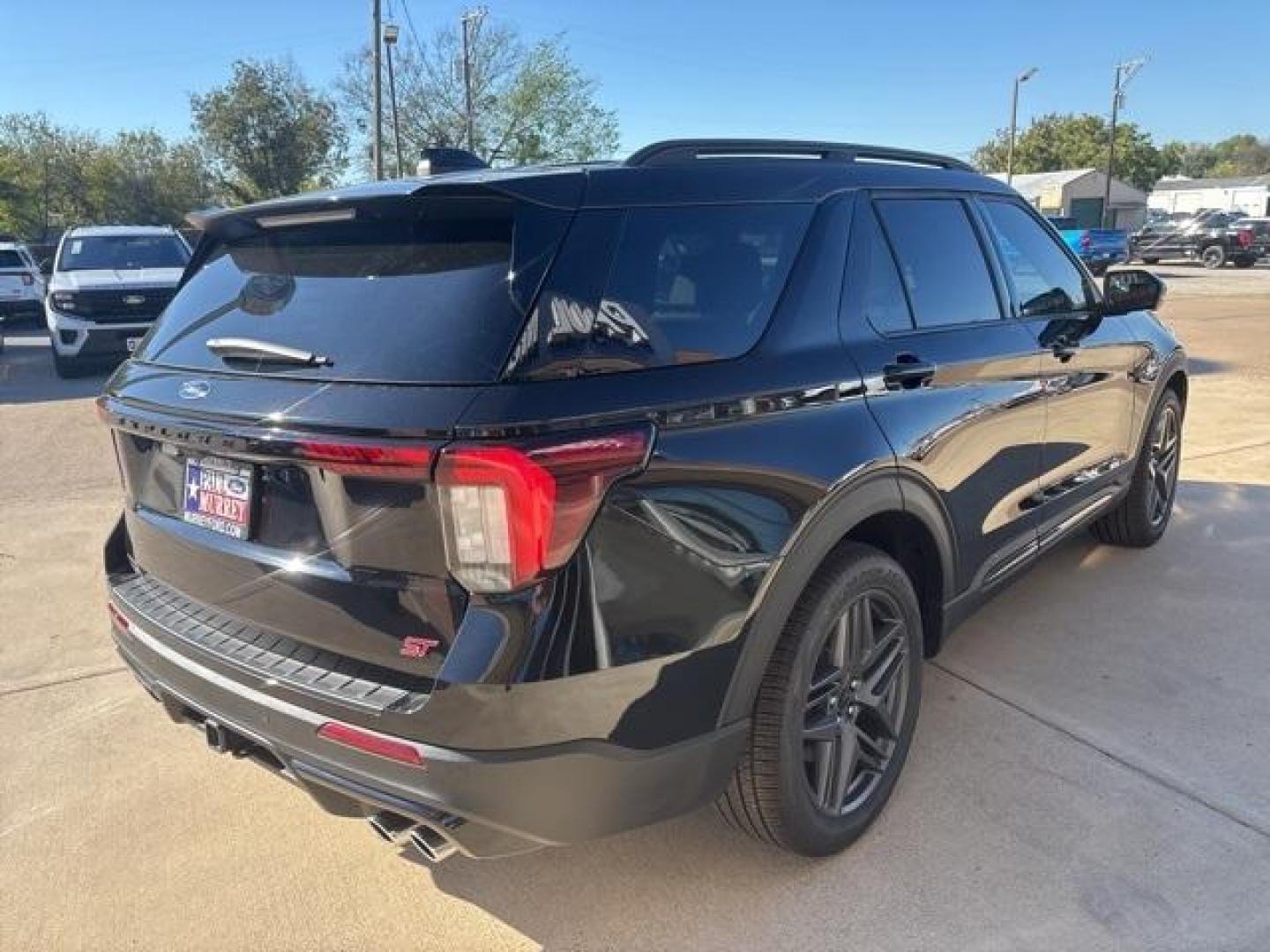 2025 Black Metallic /Onyx Ford Explorer ST (1FMWK8GC2SG) with an 3.0L EcoBoost V6 engine, Automatic transmission, located at 1105 E Mulberry, Kaufman, TX, 75142, (972) 962-2151, 32.589550, -96.300926 - $3,897 off MSRP!<br><br>4WD.<br>Agate Black Metallic 2025 Ford Explorer 4D Sport Utility ST 4WD 10-Speed Automatic 3.0L EcoBoost V6 18/25 City/Highway MPG Price includes: $1500 - Bonus Customer Cash. Exp. 01/05/2026 - Photo#5