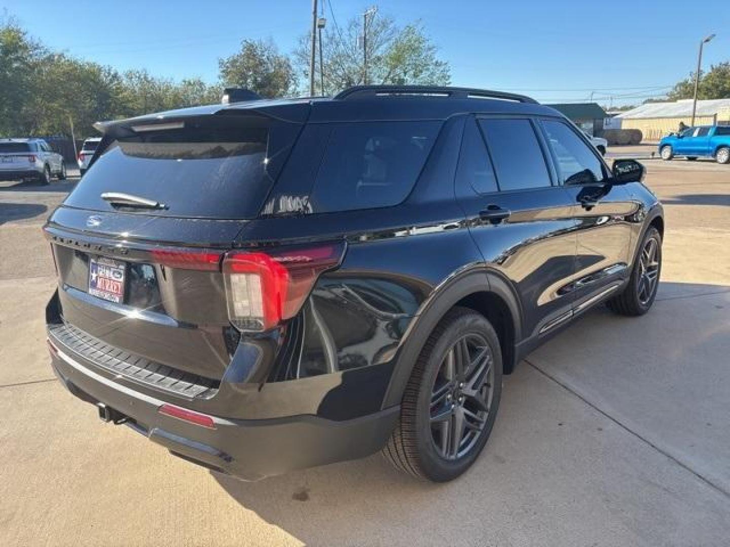 2025 Black Metallic /Onyx Ford Explorer ST-Line (1FMUK7KH1SG) with an 2.3L EcoBoost I-4 engine, Automatic transmission, located at 1105 E Mulberry, Kaufman, TX, 75142, (972) 962-2151, 32.589550, -96.300926 - Photo#5