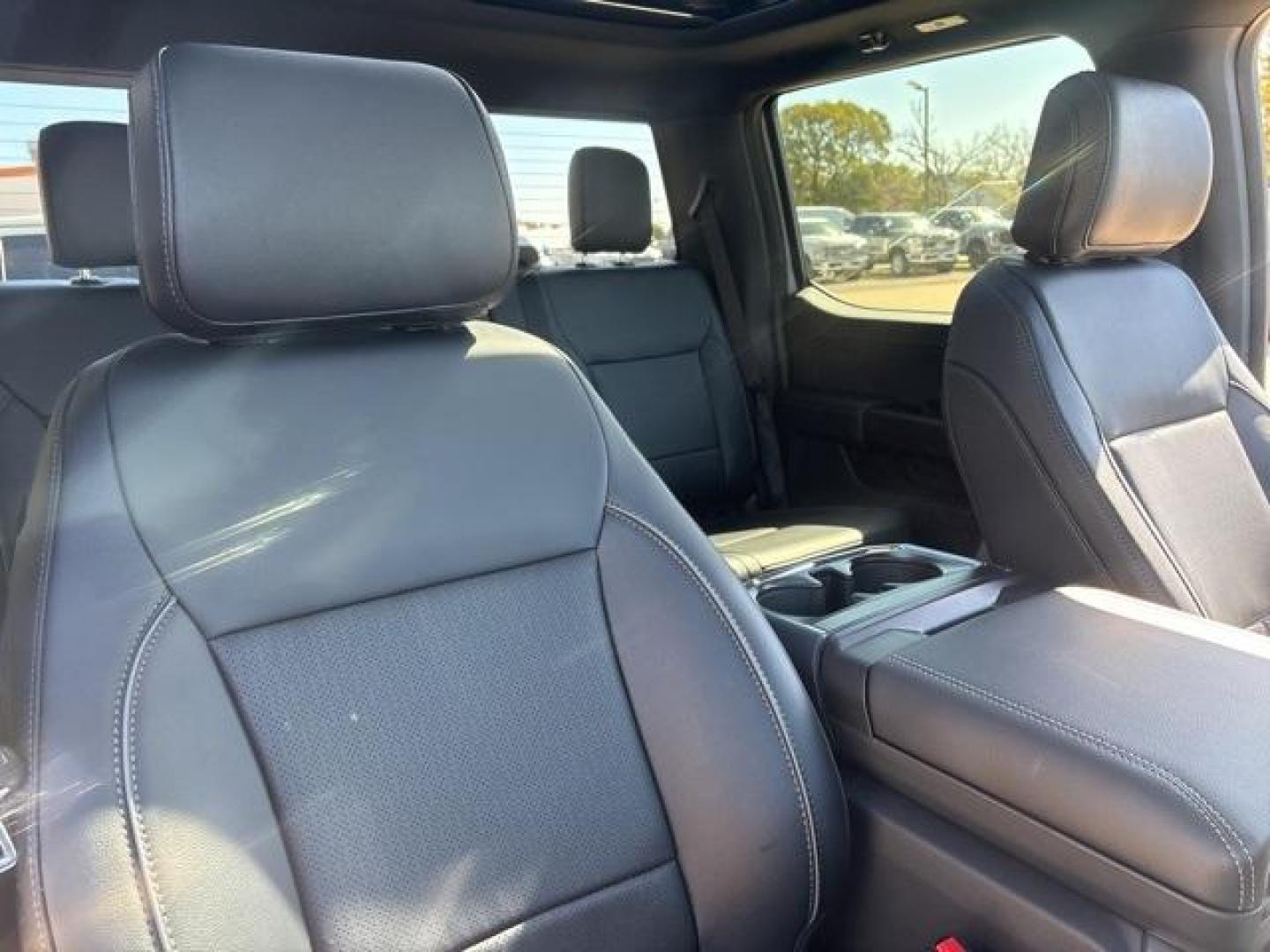 2025 White Metallic /Black Ford F-150 Lariat (1FTFW5L51SF) with an 5.0L V8 engine, Automatic transmission, located at 1105 E Mulberry, Kaufman, TX, 75142, (972) 962-2151, 32.589550, -96.300926 - $5,927 off MSRP!<br><br>4WD.<br>Space White Metallic 2025 Ford F-150 4D SuperCrew Lariat 4WD 10-Speed Automatic 5.0L V8 17/22 City/Highway MPG Price includes: $500 - Retail Bonus Cash. Exp. 01/05/2026 - Photo#16
