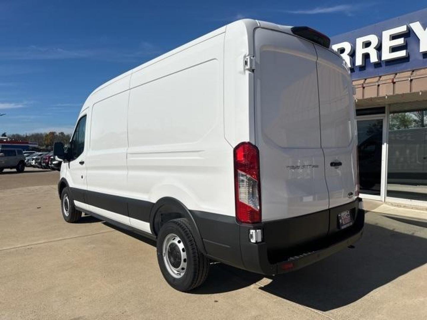 2025 Oxford White /Dark Palazzo Gray Ford Transit-250 Base (1FTBR1C81SK) with an 3.5L V6 Flex Fuel engine, Automatic transmission, located at 1105 E Mulberry, Kaufman, TX, 75142, (972) 962-2151, 32.589550, -96.300926 - $7,025 off MSRP! Priced below KBB Fair Purchase Price!<br><br><br>Oxford White 2025 Ford Transit-250 3D Cargo Van RWD 10-Speed Automatic with Overdrive 3.5L V6 Flex Fuel Price includes: $1000 - Final Days Mega Bonus Cash. Exp. 01/02/2026 $4000 - Retail Customer Cash. Exp. 01/05/2026 - Photo#2