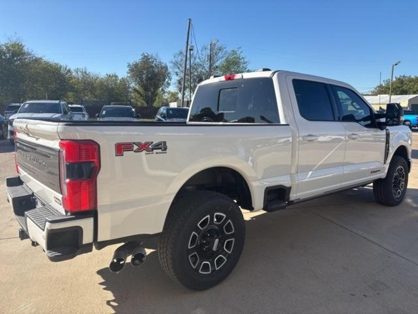 2026 Star White Metallic Tri-Coat /Black Onyx Ford F-250SD Platinum (1FT8W2BM1TE) with an 6.7L High Output Power Stroke V8 Diesel engine, Automatic transmission, located at 1105 E Mulberry, Kaufman, TX, 75142, (972) 962-2151, 32.589550, -96.300926 - Photo#5