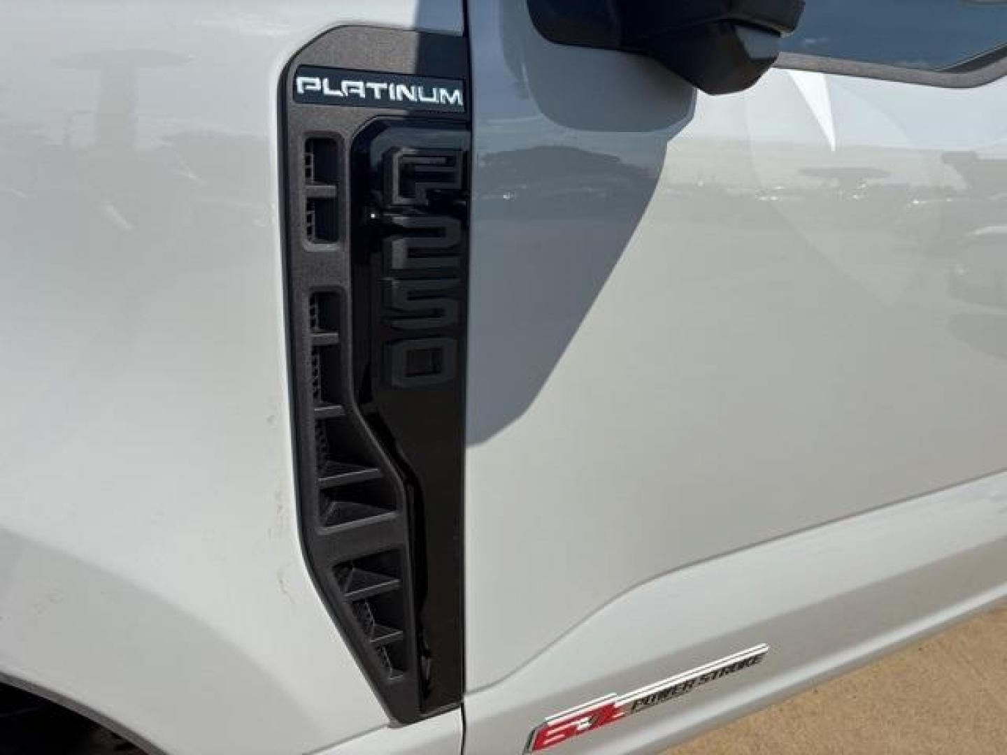 2026 Avalanche /Black Onyx Ford F-250SD Platinum (1FT8W2BM3TE) with an 6.7L High Output Power Stroke V8 Diesel engine, Automatic transmission, located at 1105 E Mulberry, Kaufman, TX, 75142, (972) 962-2151, 32.589550, -96.300926 - Photo#8