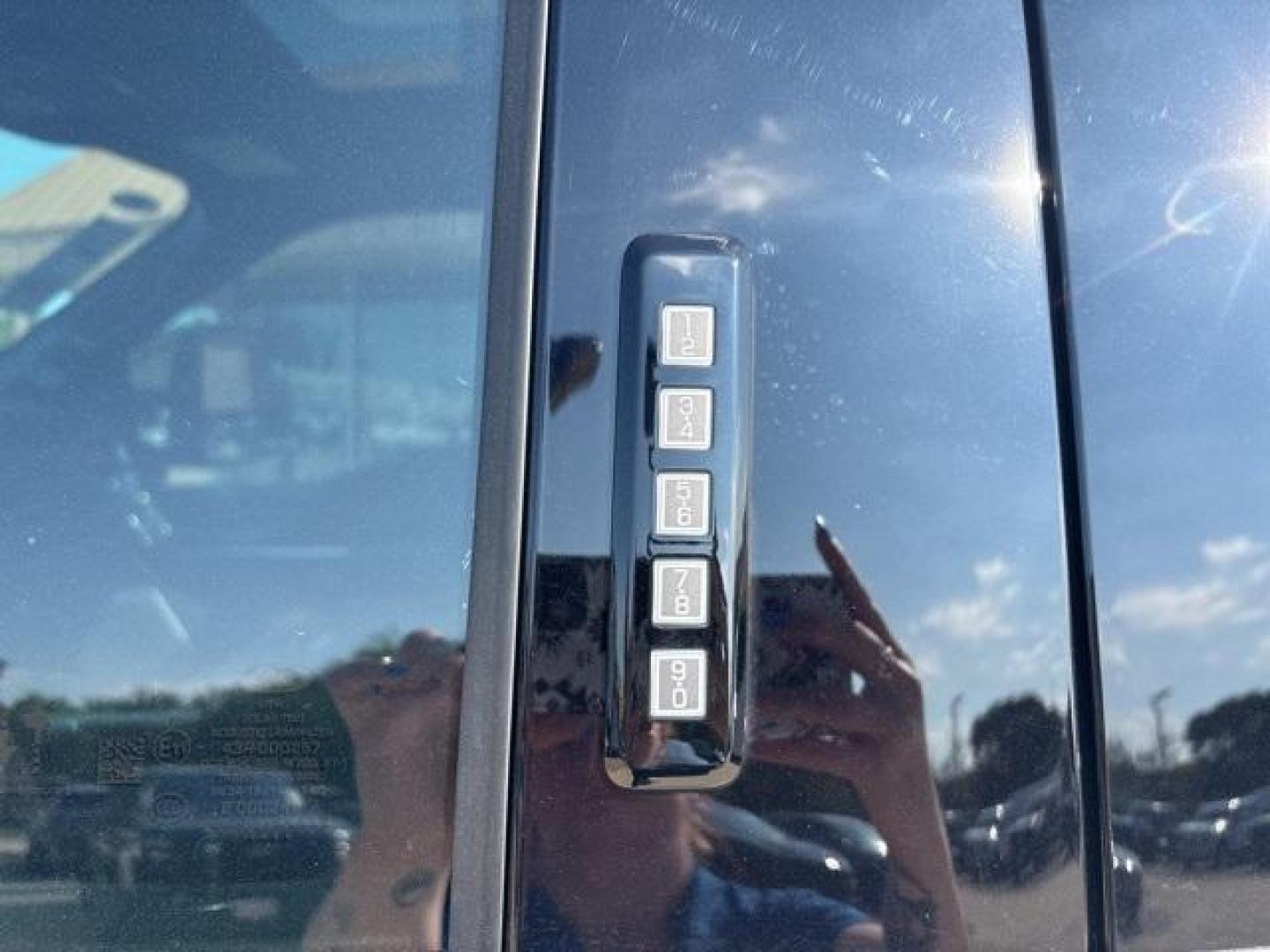 2026 Avalanche /Black Onyx Ford F-250SD Platinum (1FT8W2BM3TE) with an 6.7L High Output Power Stroke V8 Diesel engine, Automatic transmission, located at 1105 E Mulberry, Kaufman, TX, 75142, (972) 962-2151, 32.589550, -96.300926 - Photo#9