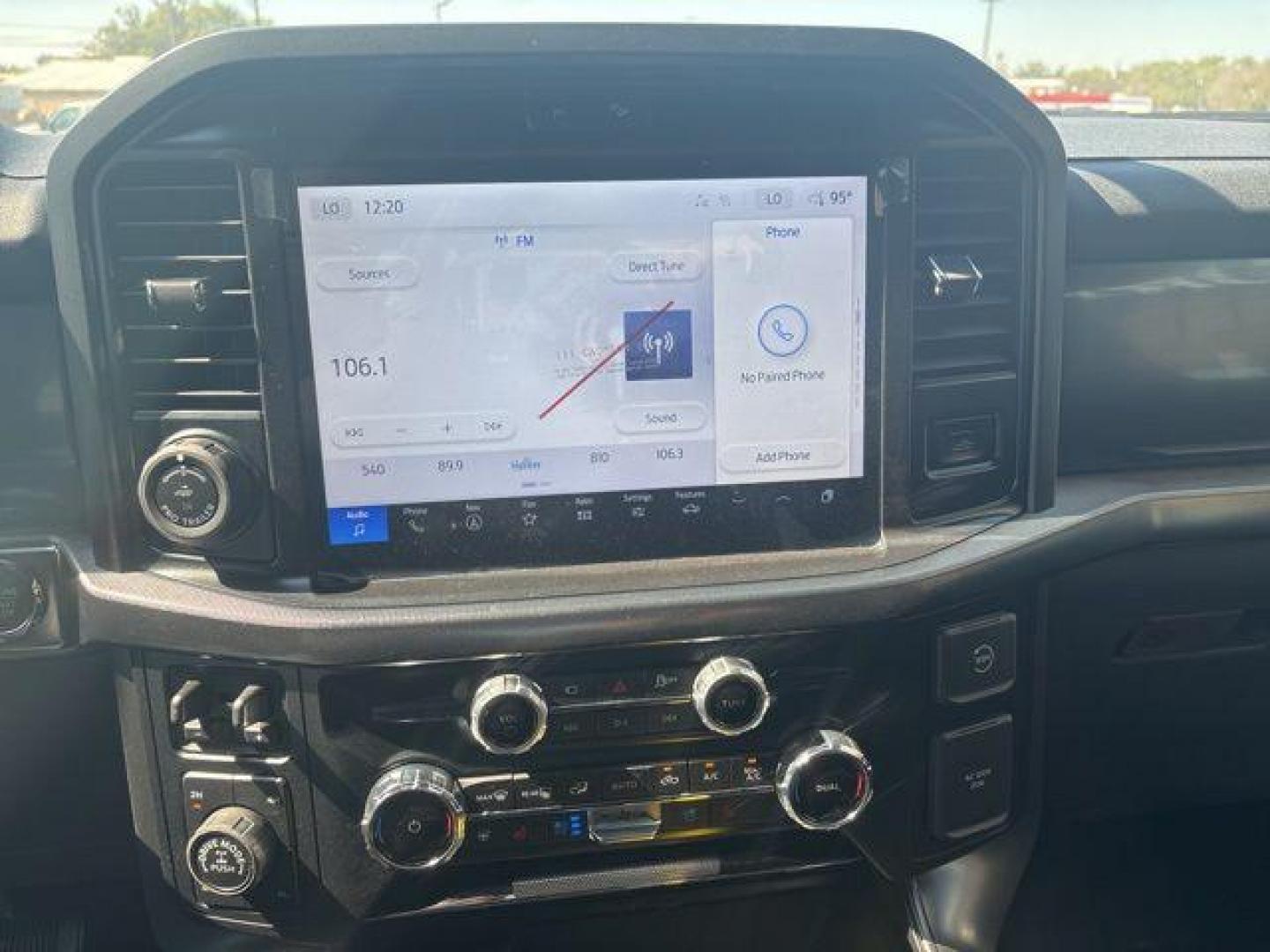 2025 Black Metallic /Black Ford F-150 Lariat (1FTFW5LDXSF) with an 3.5L PowerBoost Full-Hybrid V6 engine, Automatic transmission, located at 1105 E Mulberry, Kaufman, TX, 75142, (972) 962-2151, 32.589550, -96.300926 - $9,121 off MSRP!<br><br>3.5L PowerBoost Full-Hybrid V6, 4WD.<br>Agate Black Metallic 2025 Ford F-150 4D SuperCrew Lariat 4WD 10-Speed Automatic 3.5L PowerBoost Full-Hybrid V6 23/23 City/Highway MPG Price includes: $1000 - Truck Month Retail Bonus Cash. Exp. 03/31/2026 $1500 - Retail Bonus Cash. Exp. - Photo#20