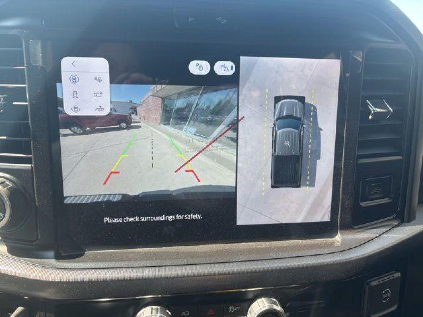 2025 Black Metallic /Black Ford F-150 Lariat (1FTFW5LDXSF) with an 3.5L PowerBoost Full-Hybrid V6 engine, Automatic transmission, located at 1105 E Mulberry, Kaufman, TX, 75142, (972) 962-2151, 32.589550, -96.300926 - $9,121 off MSRP!<br><br>3.5L PowerBoost Full-Hybrid V6, 4WD.<br>Agate Black Metallic 2025 Ford F-150 4D SuperCrew Lariat 4WD 10-Speed Automatic 3.5L PowerBoost Full-Hybrid V6 23/23 City/Highway MPG Price includes: $1000 - Truck Month Retail Bonus Cash. Exp. 03/31/2026 $1500 - Retail Bonus Cash. Exp. - Photo#24