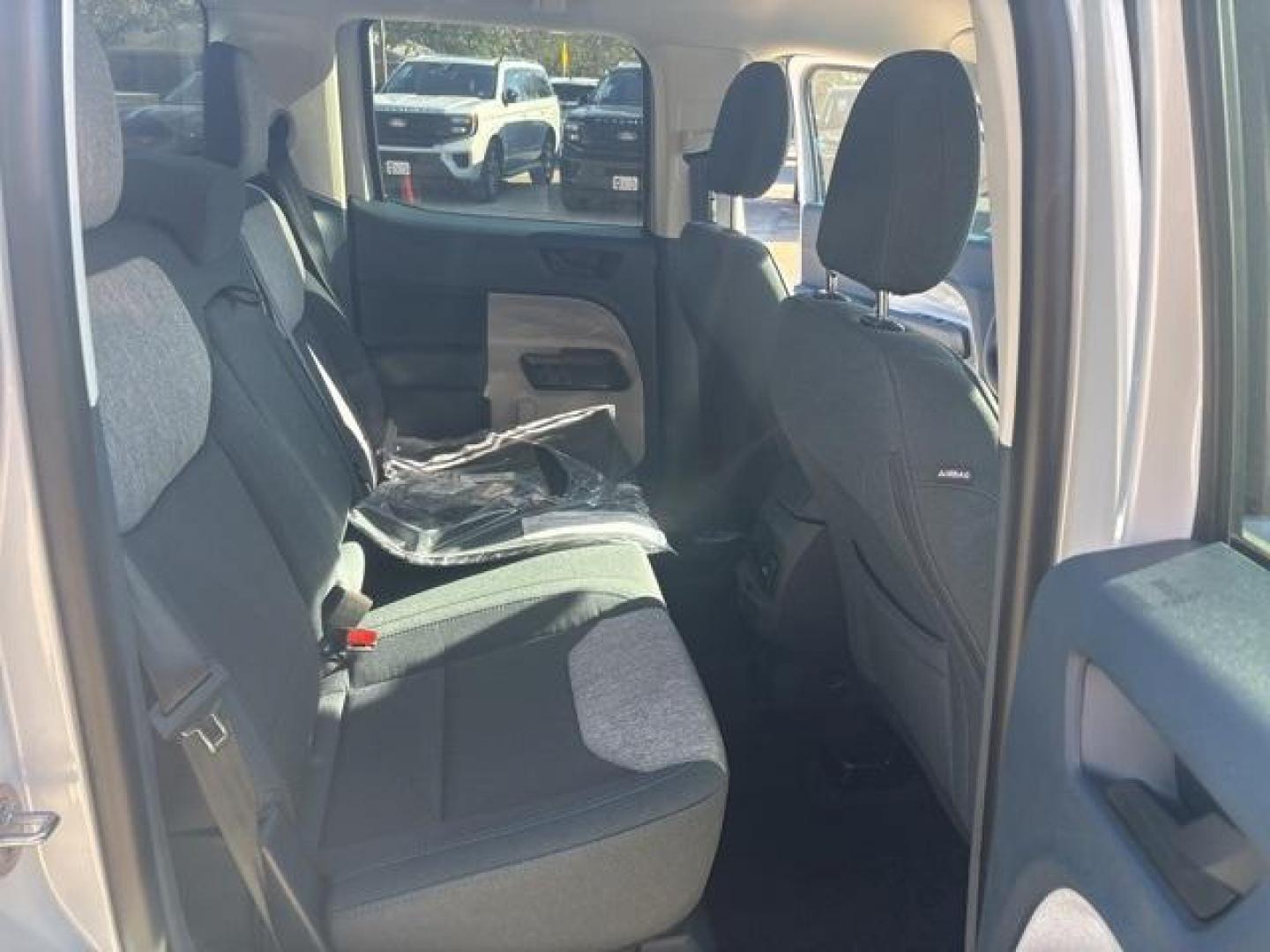 2025 White /Navy Ford Maverick XLT (3FTTW8JA4SR) with an EcoBoost 2.0L I4 GTDi DOHC Turbocharged VCT engine, Automatic transmission, located at 1105 E Mulberry, Kaufman, TX, 75142, (972) 962-2151, 32.589550, -96.300926 - Photo#18