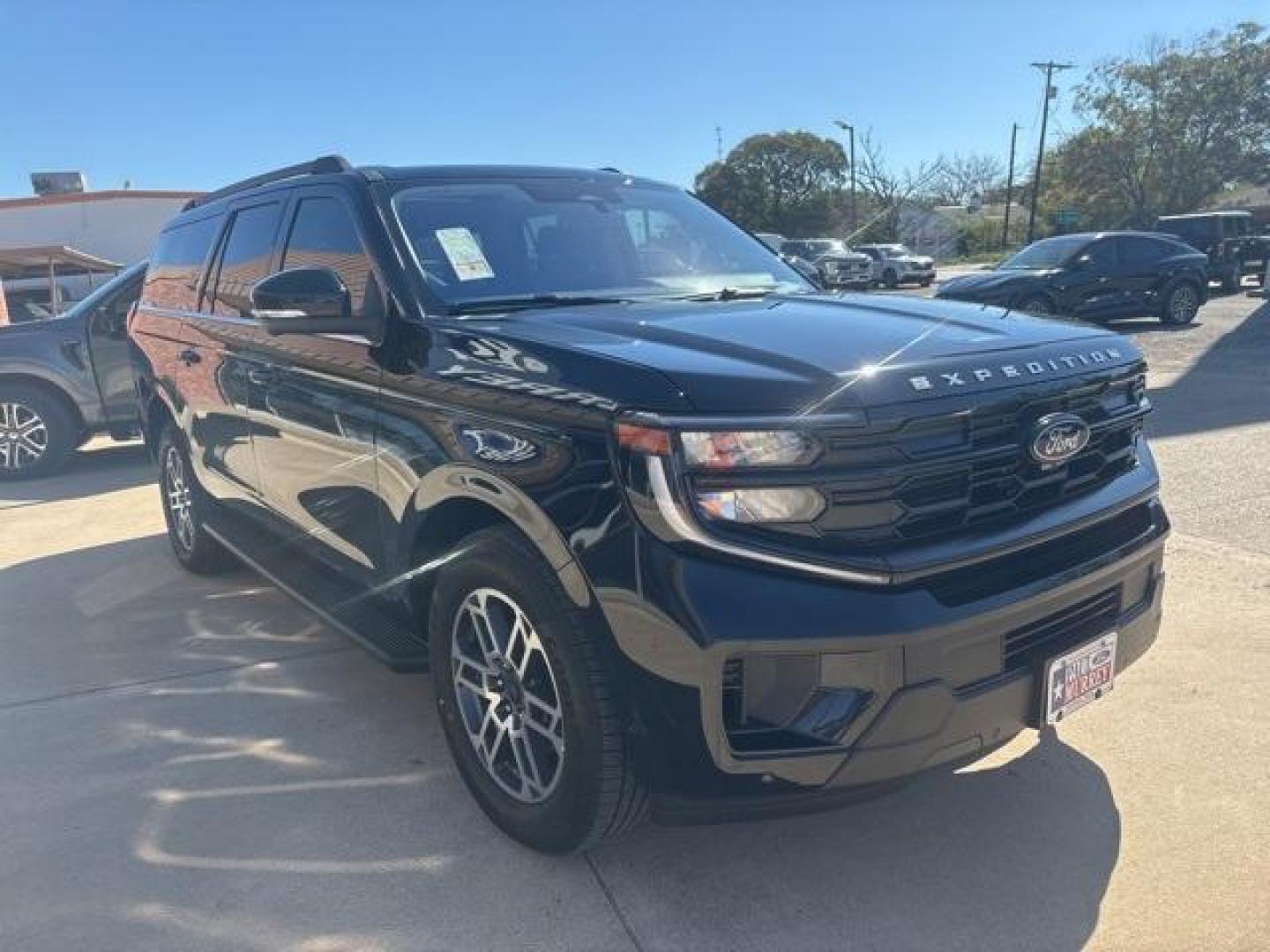 2025 Agate Black Metallic /Gray Ford Expedition Max (1FMJK1H87SE) with an EcoBoost 3.5L V6 GTDi DOHC 24V Twin Turbocharged engine, Automatic transmission, located at 1105 E Mulberry, Kaufman, TX, 75142, (972) 962-2151, 32.589550, -96.300926 - Photo#5