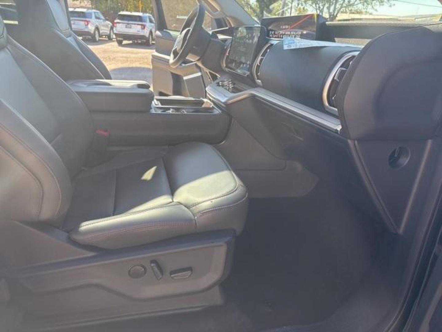 2025 Agate Black Metallic /Gray Ford Expedition Max (1FMJK1H87SE) with an EcoBoost 3.5L V6 GTDi DOHC 24V Twin Turbocharged engine, Automatic transmission, located at 1105 E Mulberry, Kaufman, TX, 75142, (972) 962-2151, 32.589550, -96.300926 - Photo#18