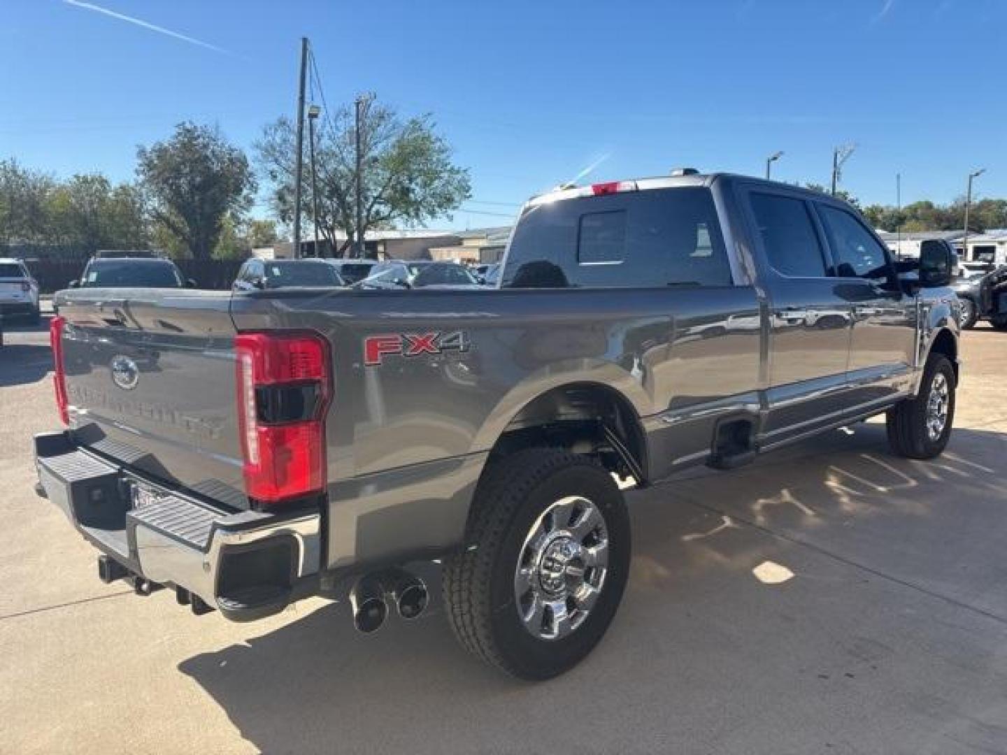 2026 Gray Metallic /Black Onyx Ford F-350SD Lariat (1FT8W3BT5TE) with an Power Stroke 6.7L V8 DI 32V OHV Turbodiesel engine, Automatic transmission, located at 1105 E Mulberry, Kaufman, TX, 75142, (972) 962-2151, 32.589550, -96.300926 - Carbonized Gray Metallic 2026 Ford F-350SD 4D Crew Cab Lariat 4WD 10-Speed Automatic Power Stroke 6.7L V8 DI 32V OHV Turbodiesel 4WD. - Photo#5