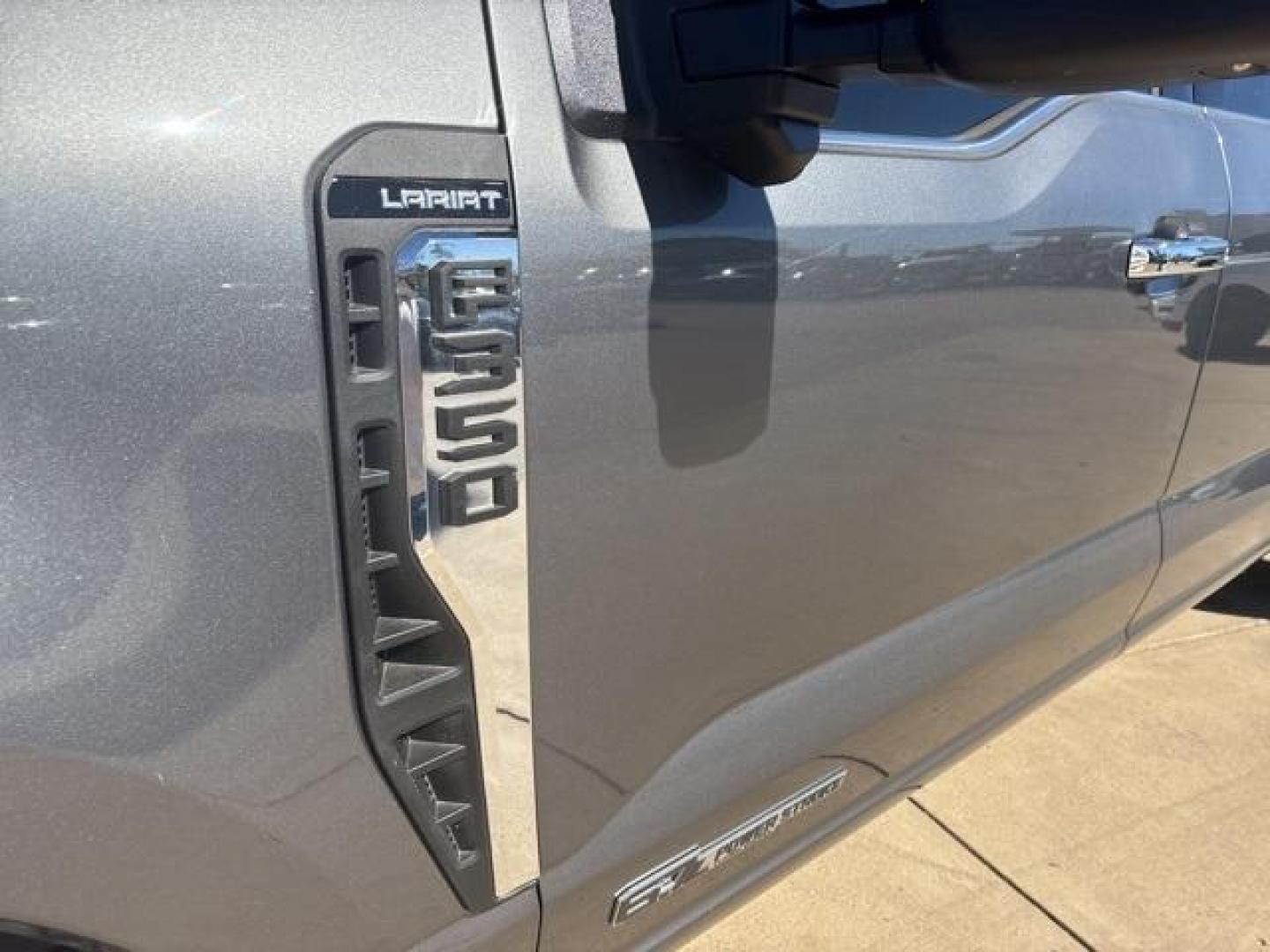 2026 Gray Metallic /Black Onyx Ford F-350SD Lariat (1FT8W3BT5TE) with an Power Stroke 6.7L V8 DI 32V OHV Turbodiesel engine, Automatic transmission, located at 1105 E Mulberry, Kaufman, TX, 75142, (972) 962-2151, 32.589550, -96.300926 - Carbonized Gray Metallic 2026 Ford F-350SD 4D Crew Cab Lariat 4WD 10-Speed Automatic Power Stroke 6.7L V8 DI 32V OHV Turbodiesel 4WD. - Photo#8