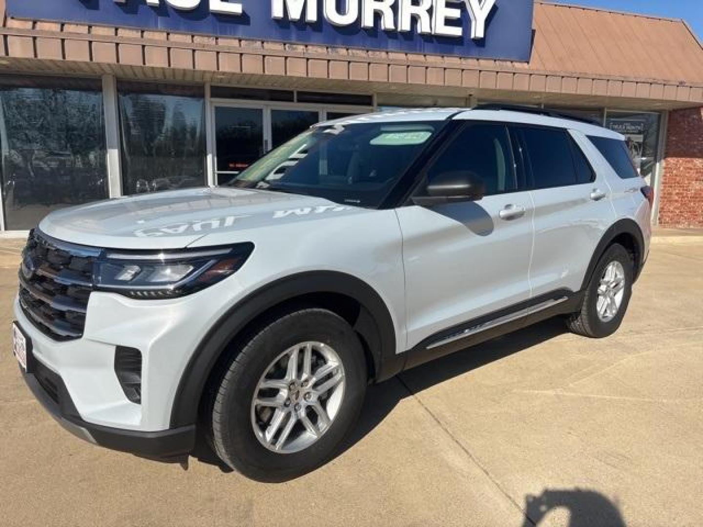 2025 Space White Metallic /Gray Ford Explorer Active (1FMUK7DH0SG) with an 2.3L EcoBoost I-4 engine, Automatic transmission, located at 1105 E Mulberry, Kaufman, TX, 75142, (972) 962-2151, 32.589550, -96.300926 - $2,554 off MSRP!<br><br><br>Space White Metallic 2025 Ford Explorer 4D Sport Utility Active RWD 10-Speed Automatic 2.3L EcoBoost I-4 20/29 City/Highway MPG<br><br>20/29 City/Highway MPG Price includes: $1500 - Bonus Customer Cash. Exp. 01/05/2026 - Photo#2