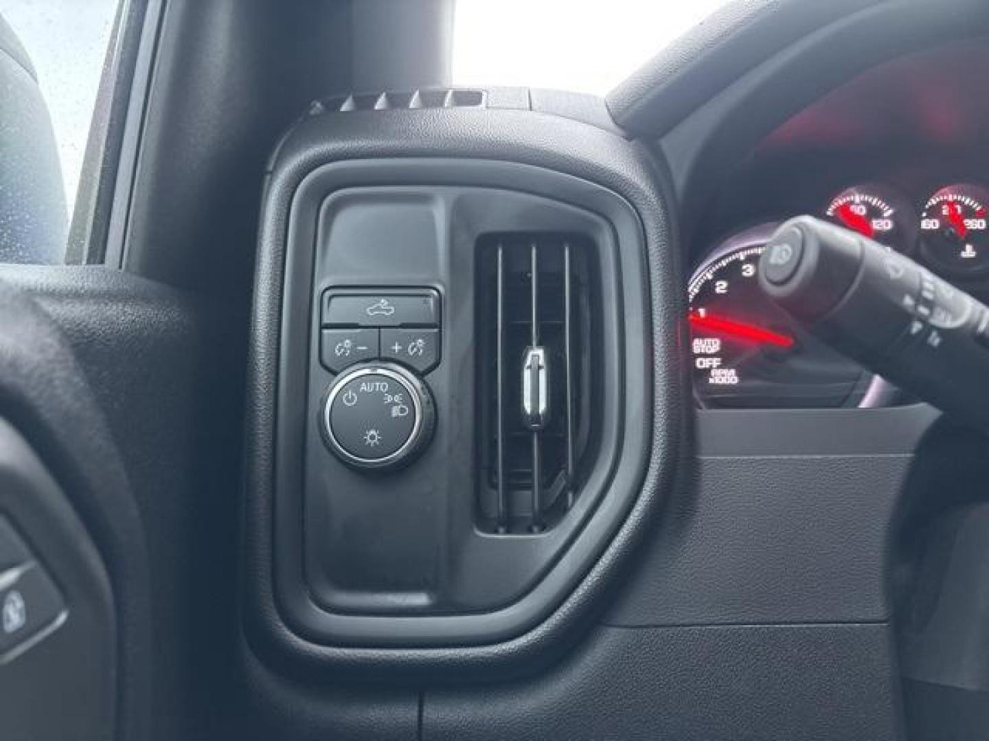 2022 Glacier Blue Metallic /Black Chevrolet Silverado 1500 Custom (1GCPABEK5NZ) with an 2.7L Turbo engine, Automatic transmission, located at 1105 E Mulberry, Kaufman, TX, 75142, (972) 962-2151, 32.589550, -96.300926 - Glacier Blue Metallic 2022 Chevrolet Silverado 1500 4D Crew Cab Custom RWD 8-Speed Automatic 2.7L Turbo 8-Speed Automatic, Black Cloth. Priced below KBB Fair Purchase Price!<br><br><br>Odometer is 21114 miles below market average!<br><br><br>Please call Paul Murrey Ford Inc. In Kaufman Texas A Famil - Photo#20