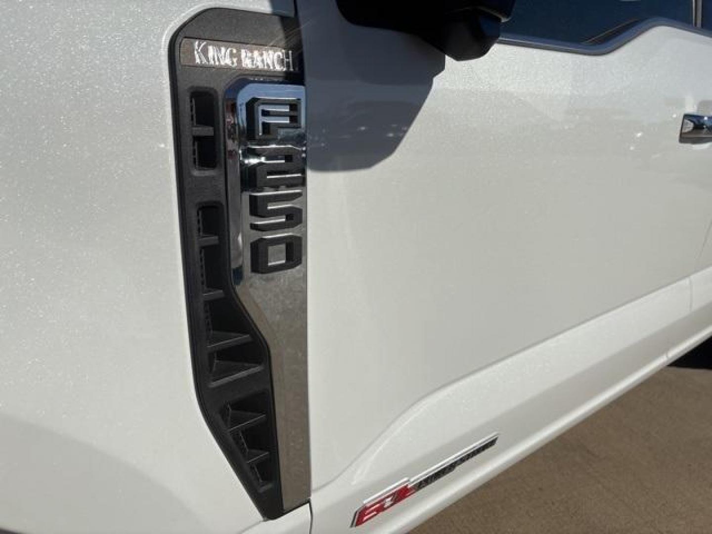 2026 Star White Metallic Tri-Coat /Java Ford F-250SD King Ranch (1FT8W2BM5TE) with an 6.7L High Output Power Stroke V8 Diesel engine, Automatic transmission, located at 1105 E Mulberry, Kaufman, TX, 75142, (972) 962-2151, 32.589550, -96.300926 - Star White Metallic Tri-Coat 2026 Ford F-250SD 4D Crew Cab 4WD 10-Speed Automatic 6.7L High Output Power Stroke V8 Diesel 4WD. - Photo#8