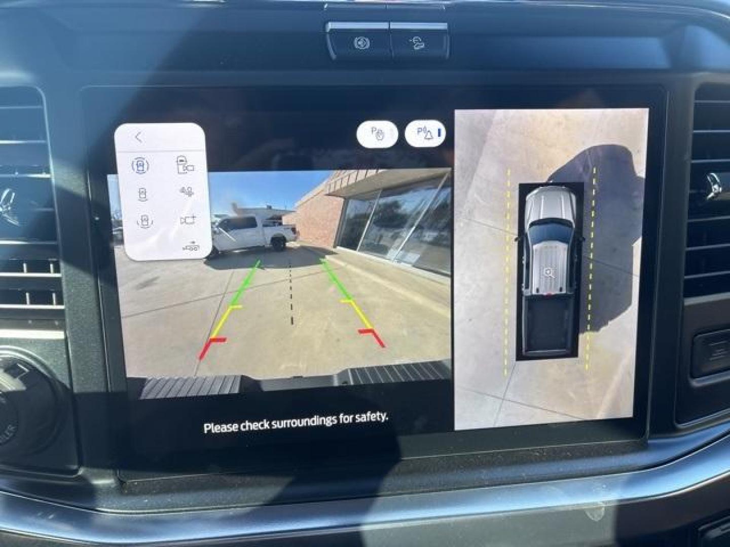 2026 Star White Metallic Tri-Coat /Java Ford F-250SD King Ranch (1FT8W2BM5TE) with an 6.7L High Output Power Stroke V8 Diesel engine, Automatic transmission, located at 1105 E Mulberry, Kaufman, TX, 75142, (972) 962-2151, 32.589550, -96.300926 - Star White Metallic Tri-Coat 2026 Ford F-250SD 4D Crew Cab 4WD 10-Speed Automatic 6.7L High Output Power Stroke V8 Diesel 4WD. - Photo#25