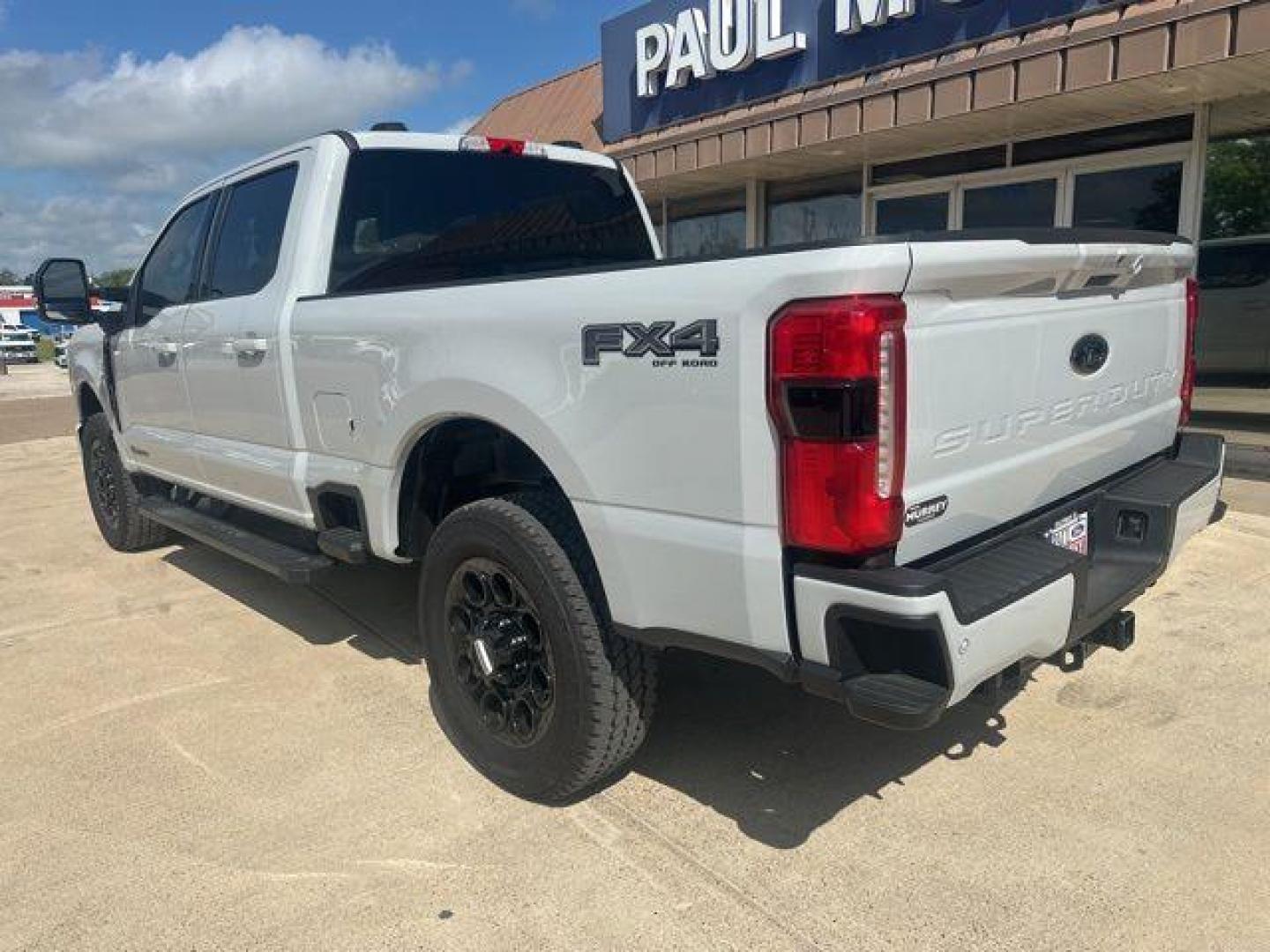 2026 Avalanche /Black Onyx Ford F-250SD Lariat (1FT8W2BT1TE) with an Power Stroke 6.7L V8 DI 32V OHV Turbodiesel engine, Automatic transmission, located at 1105 E Mulberry, Kaufman, TX, 75142, (972) 962-2151, 32.589550, -96.300926 - $4,512 off MSRP!<br><br>4WD, ABS brakes, Alloy wheels, Compass, Electronic Stability Control, Front dual zone A/C, Heated door mirrors, Heated front seats, Heated rear seats, Illuminated entry, Low tire pressure warning, Remote keyless entry, Traction control.<br>Avalanche 2026 Ford F-250SD 4D Crew - Photo#2