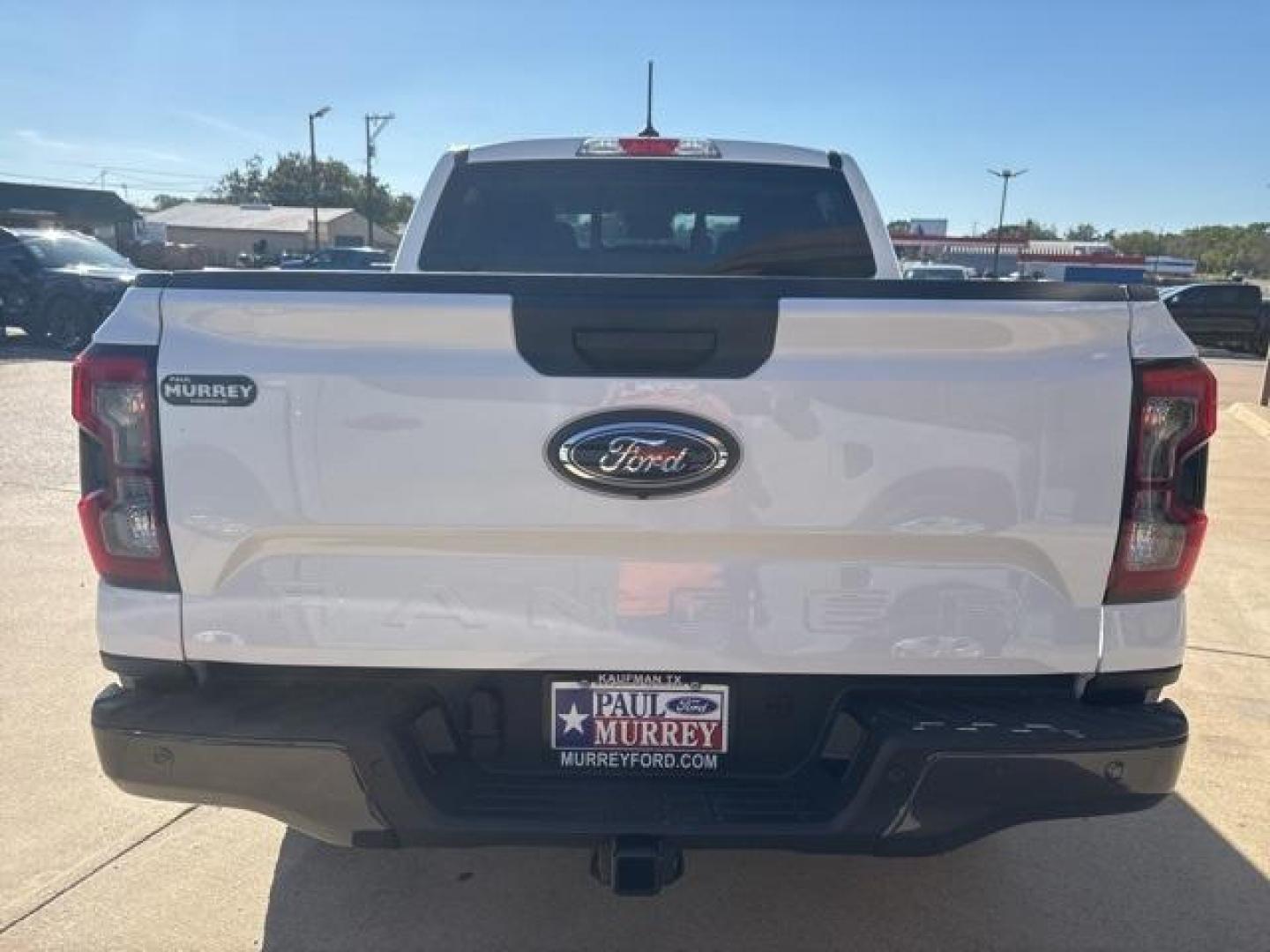 2025 Oxford White /Ebony Ford Ranger XLT (1FTER4HH3SL) with an EcoBoost 2.3L I4 GTDi DOHC Turbocharged VCT engine, Automatic transmission, located at 1105 E Mulberry, Kaufman, TX, 75142, (972) 962-2151, 32.589550, -96.300926 - $4,611 off MSRP!<br><br>4WD.<br>Oxford White 2025 Ford Ranger 4D Crew Cab XLT 4WD 10-Speed Automatic EcoBoost 2.3L I4 GTDi DOHC Turbocharged VCT 20/24 City/Highway MPG Price includes: $1000 - Final Days Mega Bonus Cash. Exp. 01/02/2026 $2000 - Bonus Customer Cash. Exp. 01/05/2026 - Photo#4