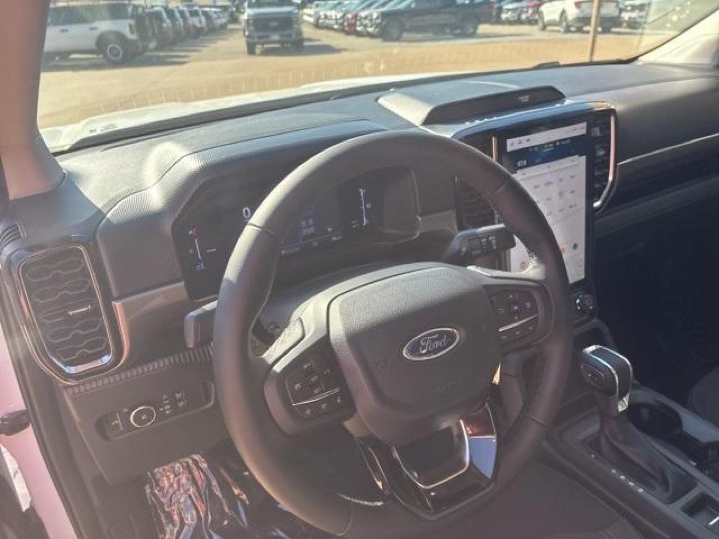 2025 Oxford White /Ebony Ford Ranger XLT (1FTER4HH3SL) with an EcoBoost 2.3L I4 GTDi DOHC Turbocharged VCT engine, Automatic transmission, located at 1105 E Mulberry, Kaufman, TX, 75142, (972) 962-2151, 32.589550, -96.300926 - $4,611 off MSRP!<br><br>4WD.<br>Oxford White 2025 Ford Ranger 4D Crew Cab XLT 4WD 10-Speed Automatic EcoBoost 2.3L I4 GTDi DOHC Turbocharged VCT 20/24 City/Highway MPG Price includes: $1000 - Final Days Mega Bonus Cash. Exp. 01/02/2026 $2000 - Bonus Customer Cash. Exp. 01/05/2026 - Photo#12