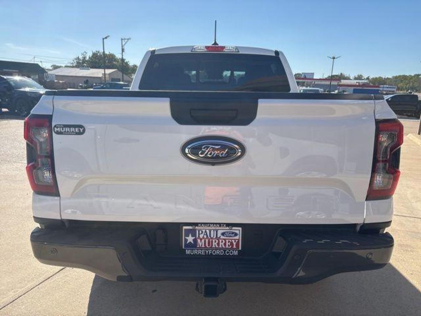 2025 Oxford White /Ebony Ford Ranger XLT (1FTER4HH3SL) with an EcoBoost 2.3L I4 GTDi DOHC Turbocharged VCT engine, Automatic transmission, located at 1105 E Mulberry, Kaufman, TX, 75142, (972) 962-2151, 32.589550, -96.300926 - $4,611 off MSRP!<br><br>4WD.<br>Oxford White 2025 Ford Ranger 4D Crew Cab XLT 4WD 10-Speed Automatic EcoBoost 2.3L I4 GTDi DOHC Turbocharged VCT 20/24 City/Highway MPG Price includes: $1000 - Truck Month Bonus Customer Cash. Exp. 03/31/2026 $2000 - Bonus Customer Cash. Exp. 03/31/2026 - Photo#4
