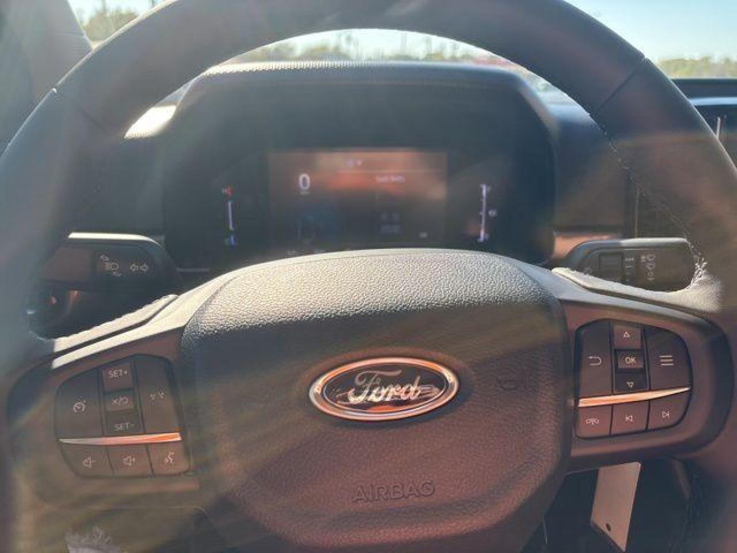 2025 Oxford White /Ebony Ford Ranger XLT (1FTER4HH3SL) with an EcoBoost 2.3L I4 GTDi DOHC Turbocharged VCT engine, Automatic transmission, located at 1105 E Mulberry, Kaufman, TX, 75142, (972) 962-2151, 32.589550, -96.300926 - $4,611 off MSRP!<br><br>4WD.<br>Oxford White 2025 Ford Ranger 4D Crew Cab XLT 4WD 10-Speed Automatic EcoBoost 2.3L I4 GTDi DOHC Turbocharged VCT 20/24 City/Highway MPG Price includes: $1000 - Truck Month Bonus Customer Cash. Exp. 03/31/2026 $2000 - Bonus Customer Cash. Exp. 03/31/2026 - Photo#18