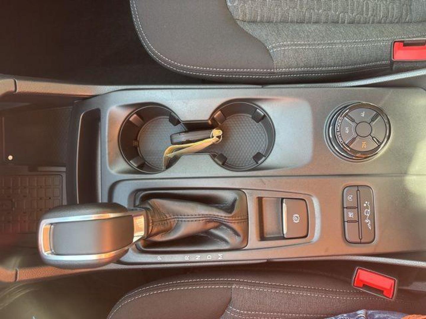 2025 Oxford White /Ebony Ford Ranger XLT (1FTER4HH3SL) with an EcoBoost 2.3L I4 GTDi DOHC Turbocharged VCT engine, Automatic transmission, located at 1105 E Mulberry, Kaufman, TX, 75142, (972) 962-2151, 32.589550, -96.300926 - $4,611 off MSRP!<br><br>4WD.<br>Oxford White 2025 Ford Ranger 4D Crew Cab XLT 4WD 10-Speed Automatic EcoBoost 2.3L I4 GTDi DOHC Turbocharged VCT 20/24 City/Highway MPG Price includes: $1000 - Truck Month Bonus Customer Cash. Exp. 03/31/2026 $2000 - Bonus Customer Cash. Exp. 03/31/2026 - Photo#21