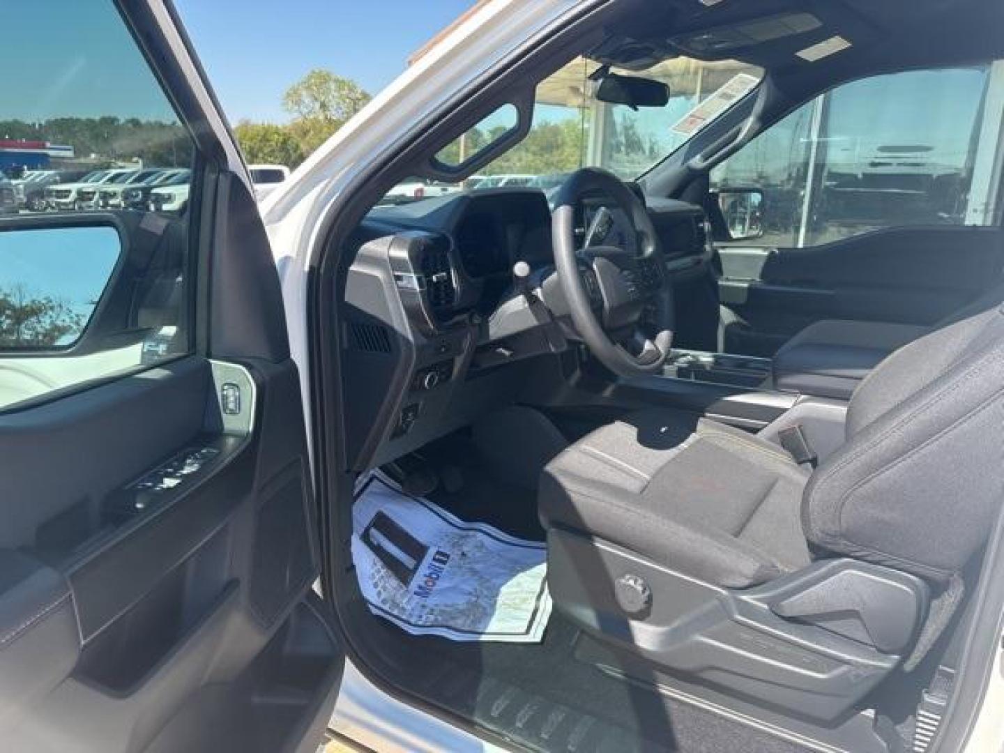 2025 Oxford White /Black Ford F-150 STX (1FTEW2KPXSK) with an 2.7L V6 EcoBoost engine, Automatic transmission, located at 1105 E Mulberry, Kaufman, TX, 75142, (972) 962-2151, 32.589550, -96.300926 - Oxford White 2025 Ford F-150 4D SuperCrew STX RWD 10-Speed Automatic 2.7L V6 EcoBoost<br><br>20/26 City/Highway MPG<br><br><br>Please call Paul Murrey Ford Inc. In Kaufman Texas A Family Dealership Since 1952 Serving the Dallas Fort Worth and East Texas areas for over 70 years. Please call 972-962-2 - Photo#9