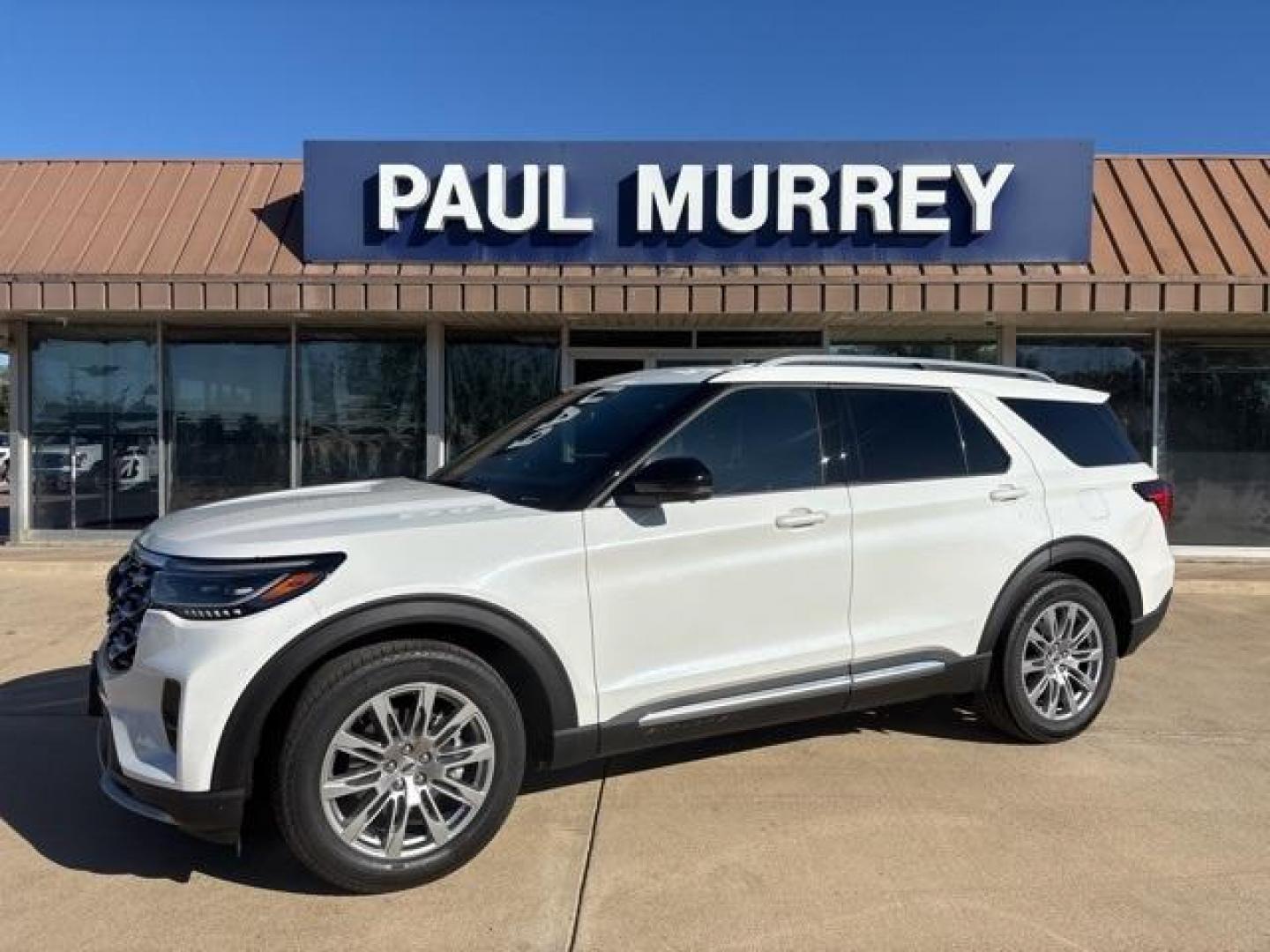 2025 White Metallic /Mojave Dusk/Onyx Ford Explorer Platinum (1FMUK7HH3SG) with an 2.3L EcoBoost I-4 engine, Automatic transmission, located at 1105 E Mulberry, Kaufman, TX, 75142, (972) 962-2151, 32.589550, -96.300926 - $3,600 off MSRP!<br><br><br>Star White Metallic Tri-Coat 2025 Ford Explorer 4D Sport Utility Platinum RWD 10-Speed Automatic 2.3L EcoBoost I-4 20/29 City/Highway MPG<br><br>20/29 City/Highway MPG Price includes: $1500 - Bonus Customer Cash. Exp. 01/05/2026 - Photo#0