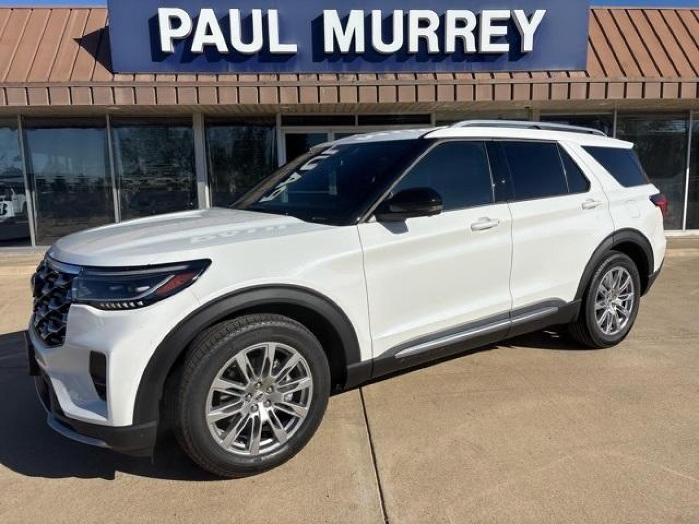 2025 White Metallic /Mojave Dusk/Onyx Ford Explorer Platinum (1FMUK7HH3SG) with an 2.3L EcoBoost I-4 engine, Automatic transmission, located at 1105 E Mulberry, Kaufman, TX, 75142, (972) 962-2151, 32.589550, -96.300926 - $3,600 off MSRP!<br><br><br>Star White Metallic Tri-Coat 2025 Ford Explorer 4D Sport Utility Platinum RWD 10-Speed Automatic 2.3L EcoBoost I-4 20/29 City/Highway MPG<br><br>20/29 City/Highway MPG Price includes: $1500 - Bonus Customer Cash. Exp. 01/05/2026 - Photo#2