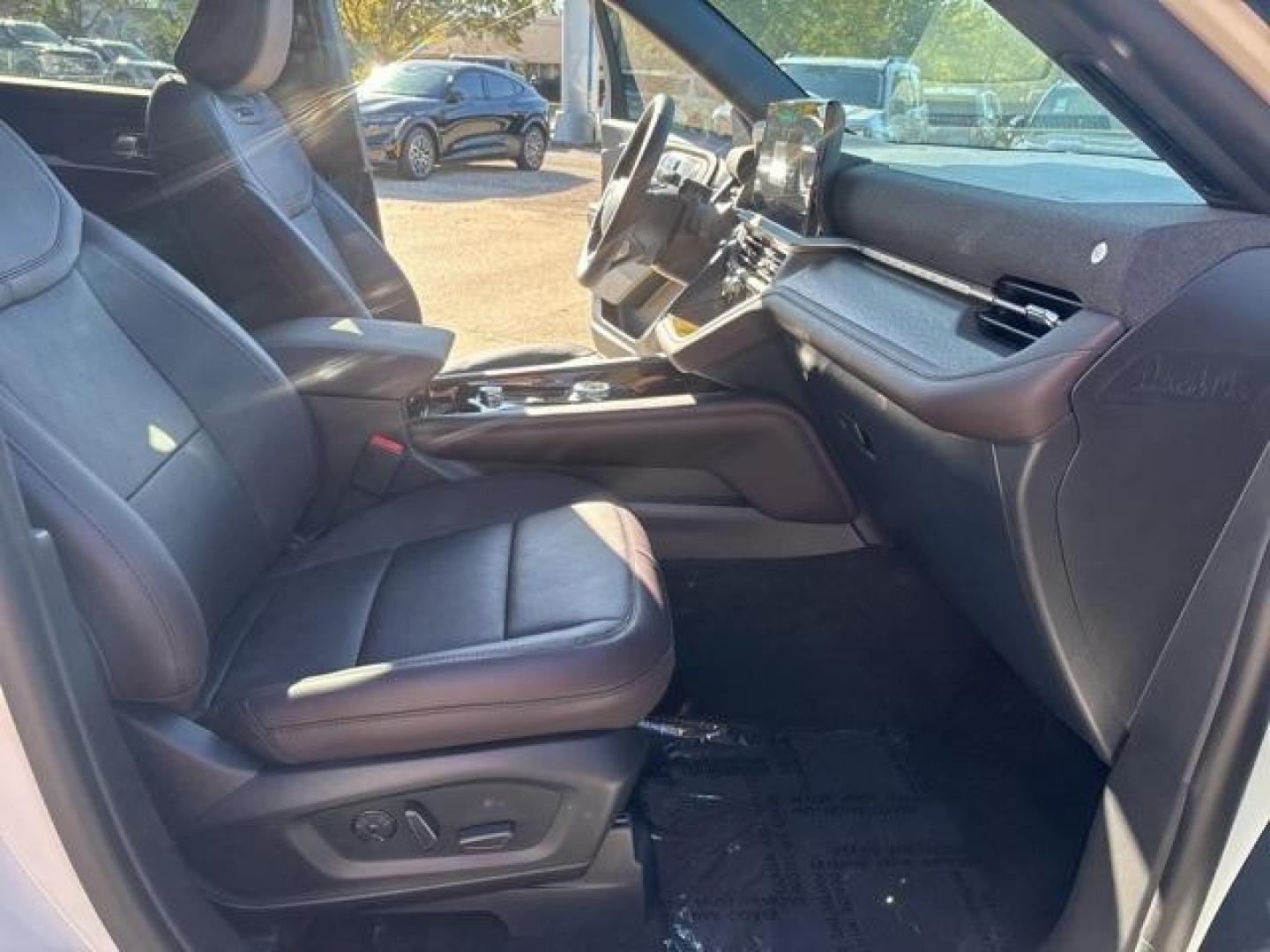 2025 White Metallic /Mojave Dusk/Onyx Ford Explorer Platinum (1FMUK7HH3SG) with an 2.3L EcoBoost I-4 engine, Automatic transmission, located at 1105 E Mulberry, Kaufman, TX, 75142, (972) 962-2151, 32.589550, -96.300926 - $3,600 off MSRP!<br><br><br>Star White Metallic Tri-Coat 2025 Ford Explorer 4D Sport Utility Platinum RWD 10-Speed Automatic 2.3L EcoBoost I-4 20/29 City/Highway MPG<br><br>20/29 City/Highway MPG Price includes: $1500 - Bonus Customer Cash. Exp. 01/05/2026 - Photo#19