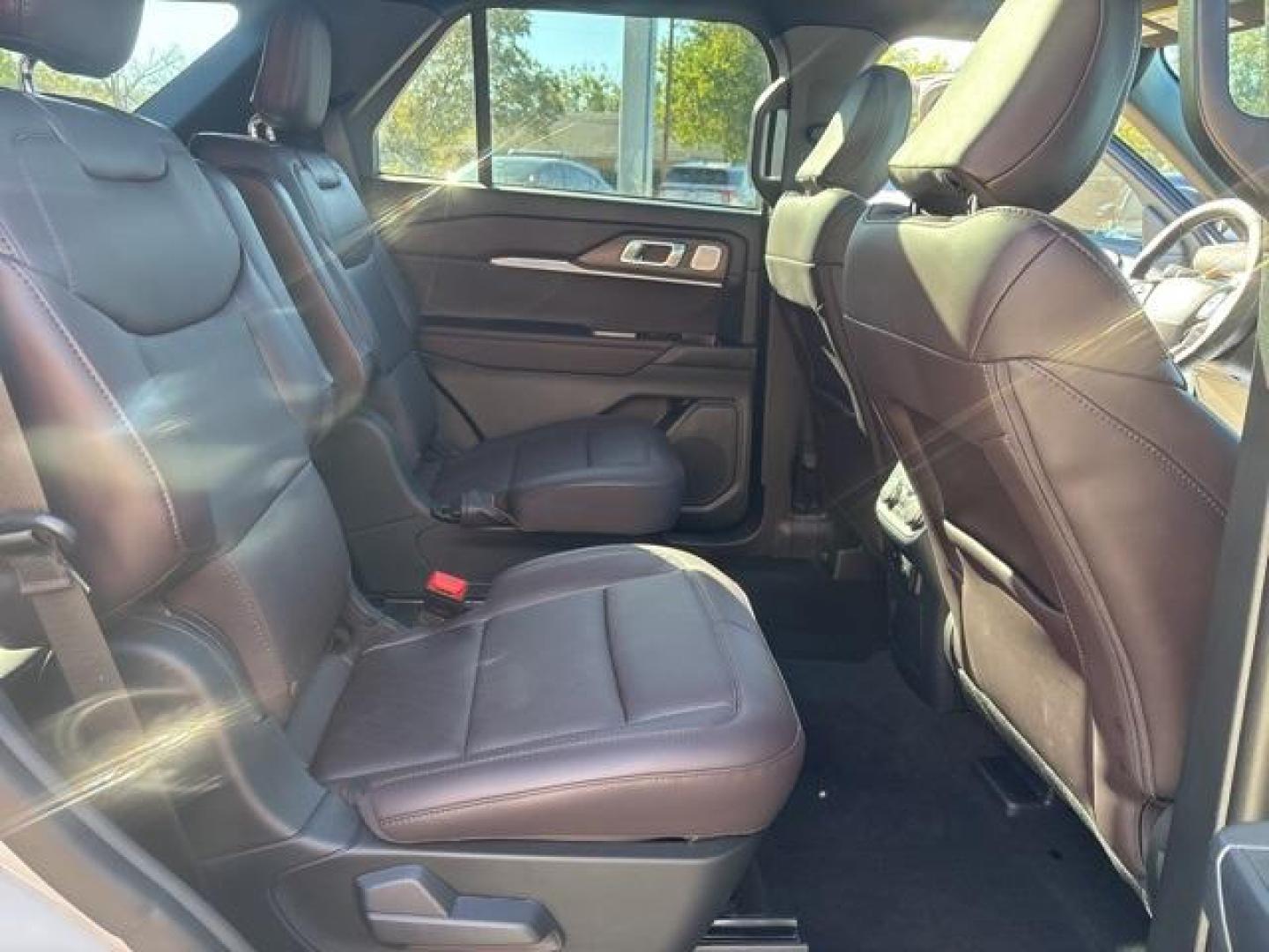 2025 White Metallic /Mojave Dusk/Onyx Ford Explorer Platinum (1FMUK7HH3SG) with an 2.3L EcoBoost I-4 engine, Automatic transmission, located at 1105 E Mulberry, Kaufman, TX, 75142, (972) 962-2151, 32.589550, -96.300926 - $3,600 off MSRP!<br><br><br>Star White Metallic Tri-Coat 2025 Ford Explorer 4D Sport Utility Platinum RWD 10-Speed Automatic 2.3L EcoBoost I-4 20/29 City/Highway MPG<br><br>20/29 City/Highway MPG Price includes: $1500 - Bonus Customer Cash. Exp. 01/05/2026 - Photo#22