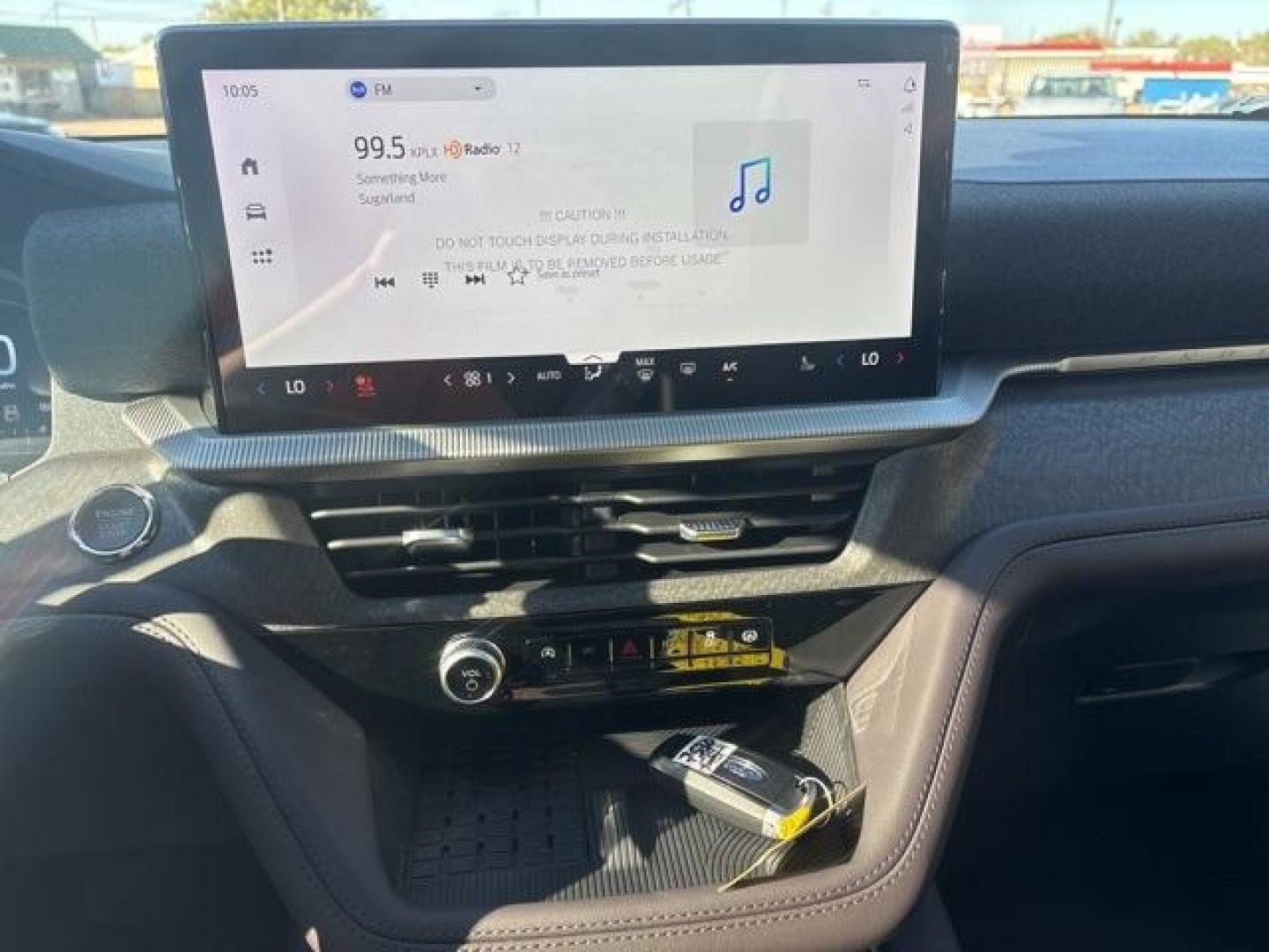 2025 White Metallic /Mojave Dusk/Onyx Ford Explorer Platinum (1FMUK7HH3SG) with an 2.3L EcoBoost I-4 engine, Automatic transmission, located at 1105 E Mulberry, Kaufman, TX, 75142, (972) 962-2151, 32.589550, -96.300926 - $3,600 off MSRP!<br><br><br>Star White Metallic Tri-Coat 2025 Ford Explorer 4D Sport Utility Platinum RWD 10-Speed Automatic 2.3L EcoBoost I-4 20/29 City/Highway MPG<br><br>20/29 City/Highway MPG Price includes: $1500 - Bonus Customer Cash. Exp. 01/05/2026 - Photo#26