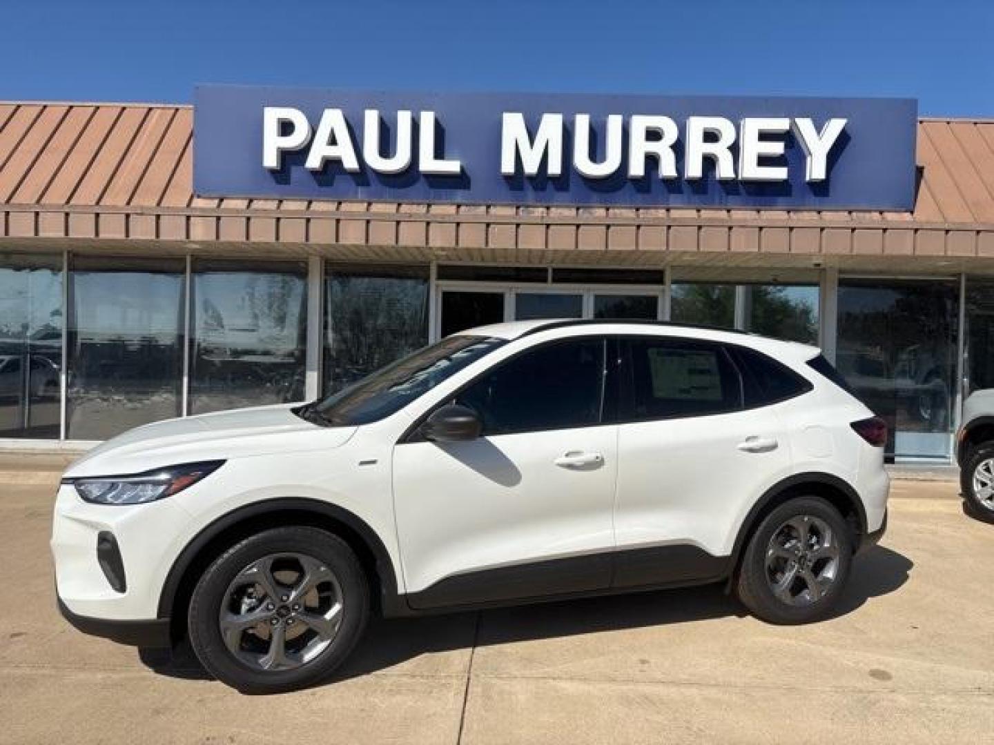 2026 tar White Metallic Tri-Coat /Ebony W/Red Stitch Ford Escape ST-Line (1FMCU0MN1TU) with an 1.5L EcoBoost engine, Automatic transmission, located at 1105 E Mulberry, Kaufman, TX, 75142, (972) 962-2151, 32.589550, -96.300926 - $2,000 off MSRP!<br><br><br>tar White Metallic Tri-Coat 2026 Ford Escape 4D Sport Utility ST-Line FWD 8-Speed Automatic 1.5L EcoBoost 27/34 City/Highway MPG<br><br>27/34 City/Highway MPG Price includes: $2000 - Bonus Customer Cash. Exp. 01/05/2026 - Photo#0
