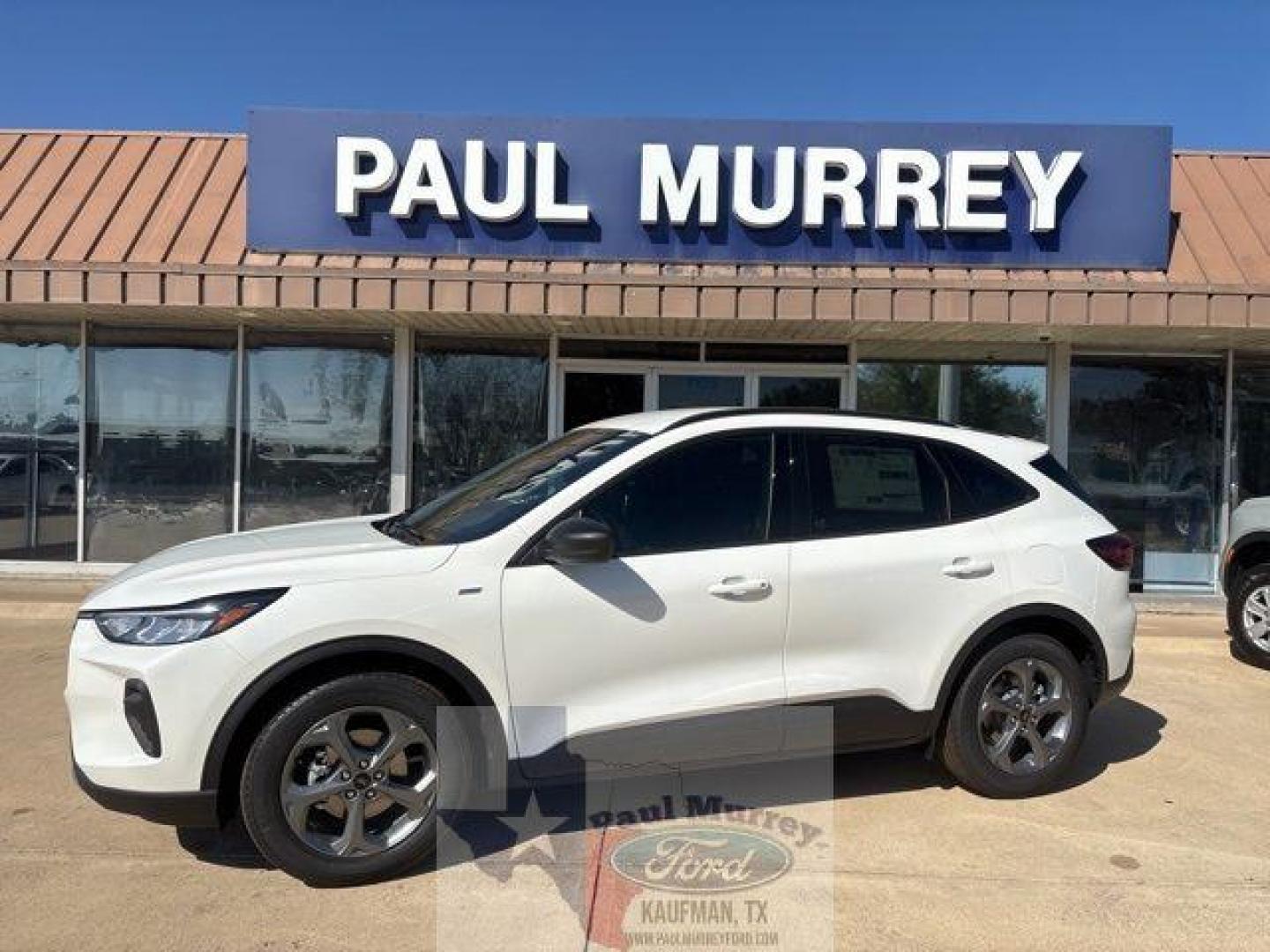 2026 White Metallic /Ebony Ford Escape ST-Line (1FMCU0MN1TU) with an 1.5L EcoBoost engine, Automatic transmission, located at 1105 E Mulberry, Kaufman, TX, 75142, (972) 962-2151, 32.589550, -96.300926 - $3,500 off MSRP!<br><br><br>Star White Metallic Tri-Coat 2026 Ford Escape 4D Sport Utility ST-Line FWD 8-Speed Automatic 1.5L EcoBoost 27/34 City/Highway MPG<br><br>27/34 City/Highway MPG Price includes: $1500 - Retail Customer Cash. Exp. 03/31/2026 $2000 - Bonus Customer Cash. Exp. 03/31/2026 - Photo#0