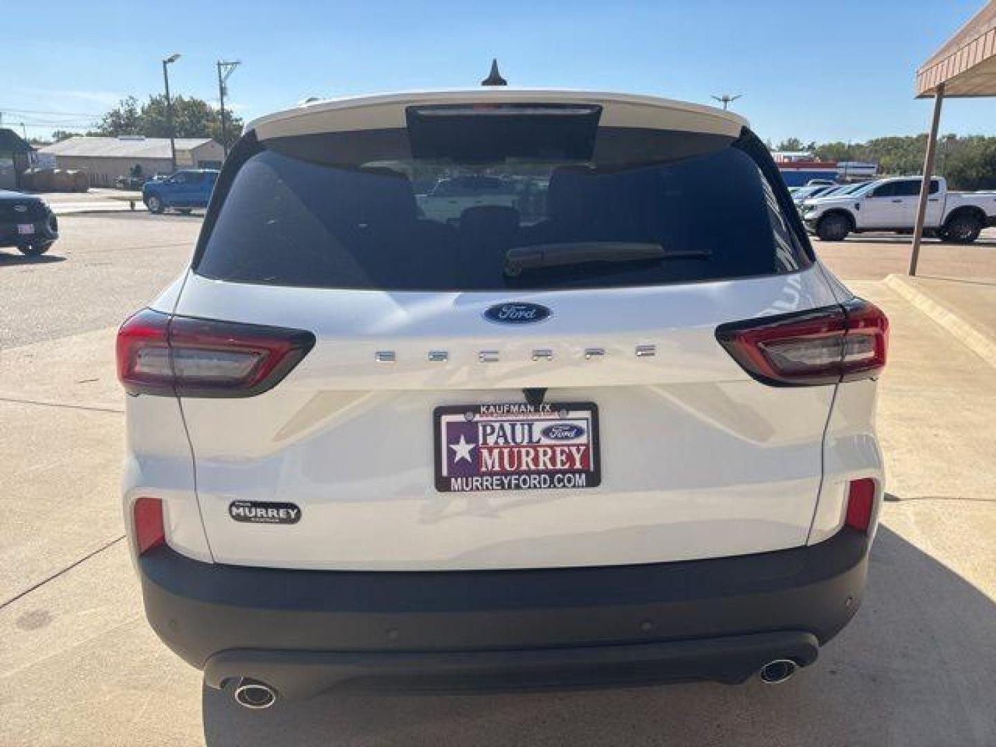 2026 White Metallic /Ebony Ford Escape ST-Line (1FMCU0MN1TU) with an 1.5L EcoBoost engine, Automatic transmission, located at 1105 E Mulberry, Kaufman, TX, 75142, (972) 962-2151, 32.589550, -96.300926 - Star White Metallic Tri-Coat 2026 Ford Escape 4D Sport Utility ST-Line FWD 8-Speed Automatic 1.5L EcoBoost 27/34 City/Highway MPG<br><br>27/34 City/Highway MPG - Photo#4