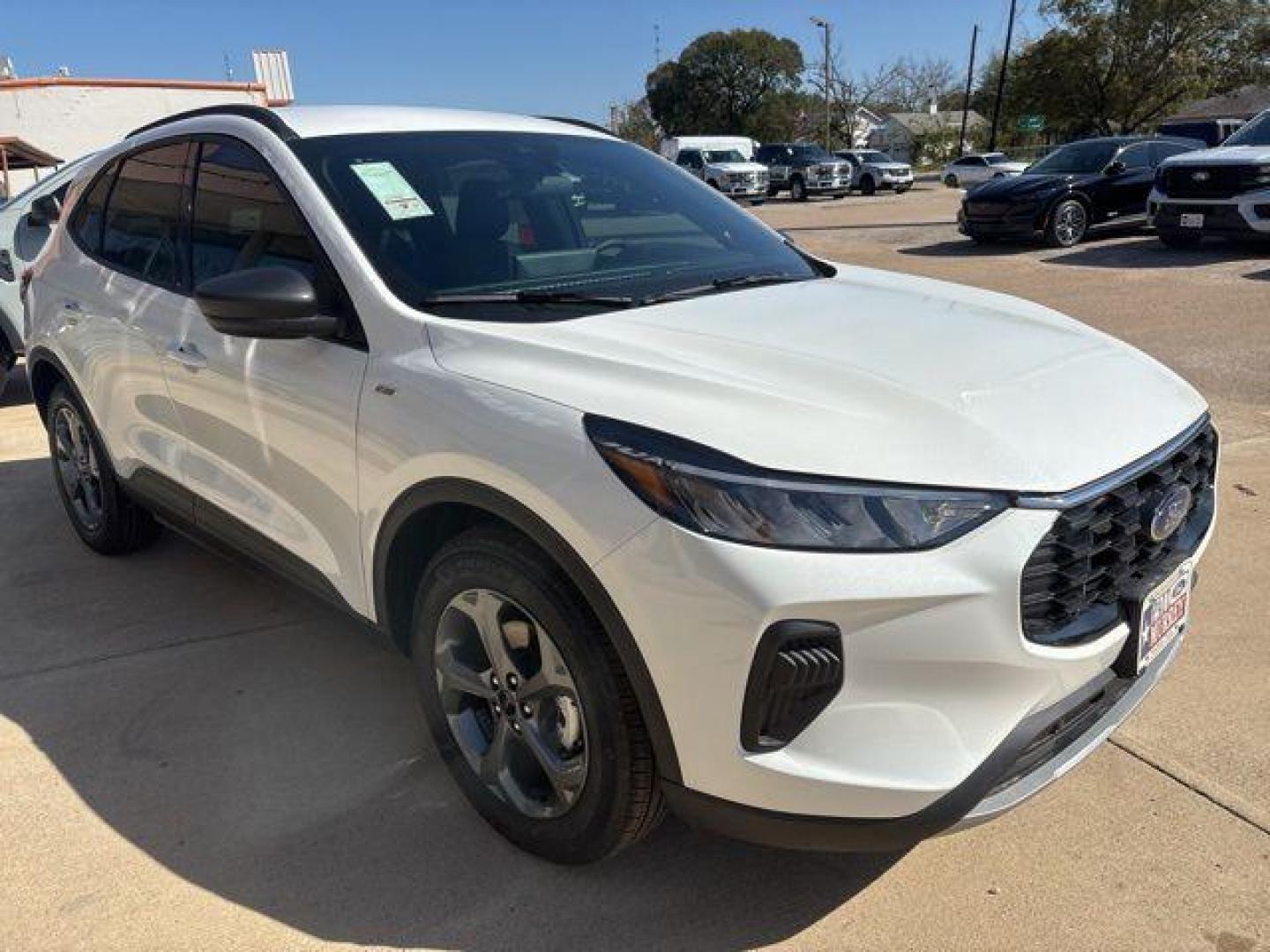 2026 White Metallic /Ebony Ford Escape ST-Line (1FMCU0MN1TU) with an 1.5L EcoBoost engine, Automatic transmission, located at 1105 E Mulberry, Kaufman, TX, 75142, (972) 962-2151, 32.589550, -96.300926 - Star White Metallic Tri-Coat 2026 Ford Escape 4D Sport Utility ST-Line FWD 8-Speed Automatic 1.5L EcoBoost 27/34 City/Highway MPG<br><br>27/34 City/Highway MPG - Photo#6