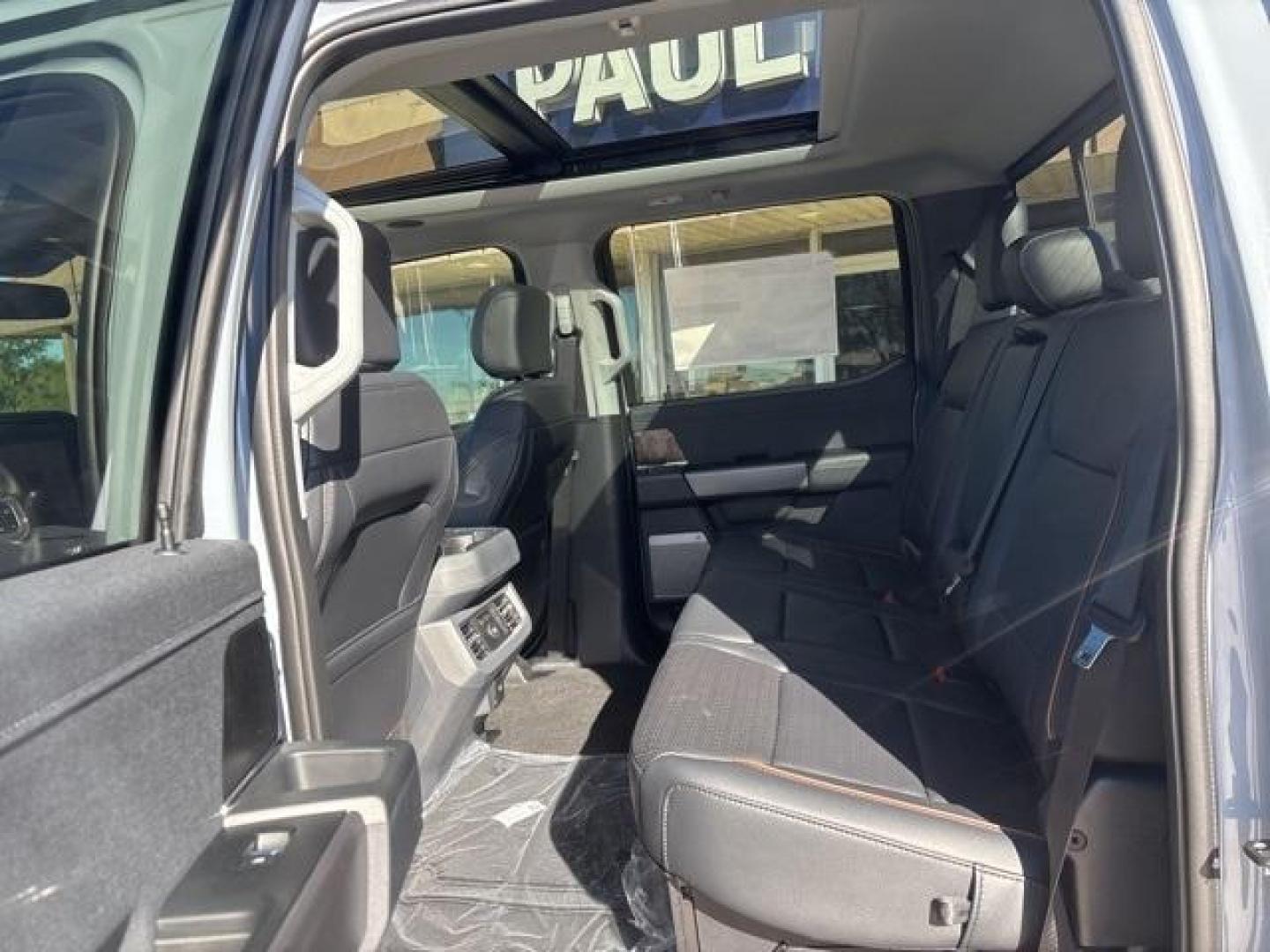 2026 Glacier Gray Metallic Tri-Coat /Black Onyx Ford F-250SD Lariat (1FT8W2BM5TE) with an 6.7L High Output Power Stroke V8 Diesel engine, Automatic transmission, located at 1105 E Mulberry, Kaufman, TX, 75142, (972) 962-2151, 32.589550, -96.300926 - Photo#16