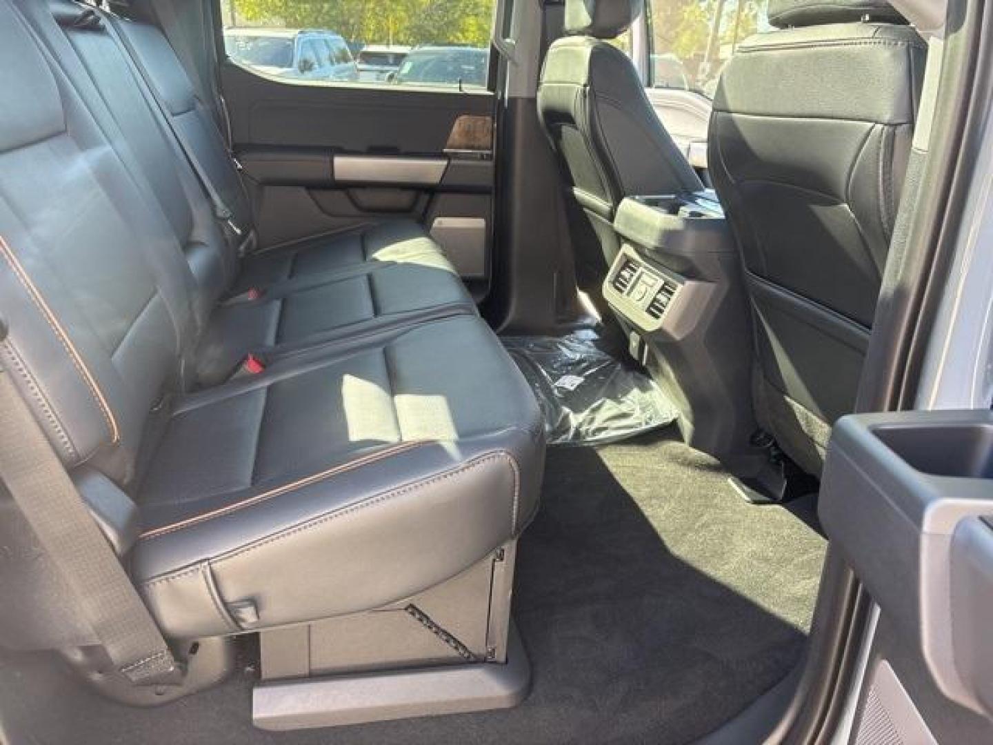 2026 Glacier Gray Metallic Tri-Coat /Black Onyx Ford F-250SD Lariat (1FT8W2BM5TE) with an 6.7L High Output Power Stroke V8 Diesel engine, Automatic transmission, located at 1105 E Mulberry, Kaufman, TX, 75142, (972) 962-2151, 32.589550, -96.300926 - Photo#21