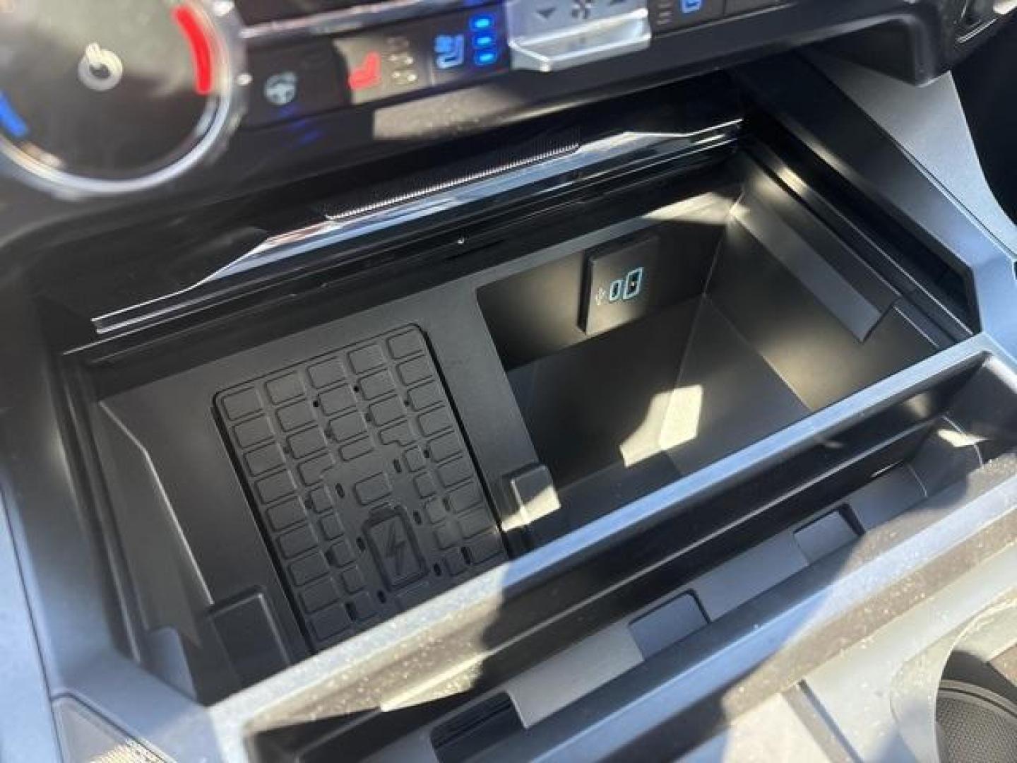 2026 Agate Black Metallic /Black Onyx Ford F-350SD Lariat (1FT8W3DT0TE) with an Power Stroke 6.7L V8 DI 32V OHV Turbodiesel engine, Automatic transmission, located at 1105 E Mulberry, Kaufman, TX, 75142, (972) 962-2151, 32.589550, -96.300926 - Agate Black Metallic 2026 Ford F-350SD 4D Crew Cab Lariat DRW 4WD 10-Speed Automatic Power Stroke 6.7L V8 DI 32V OHV Turbodiesel 4WD. - Photo#26