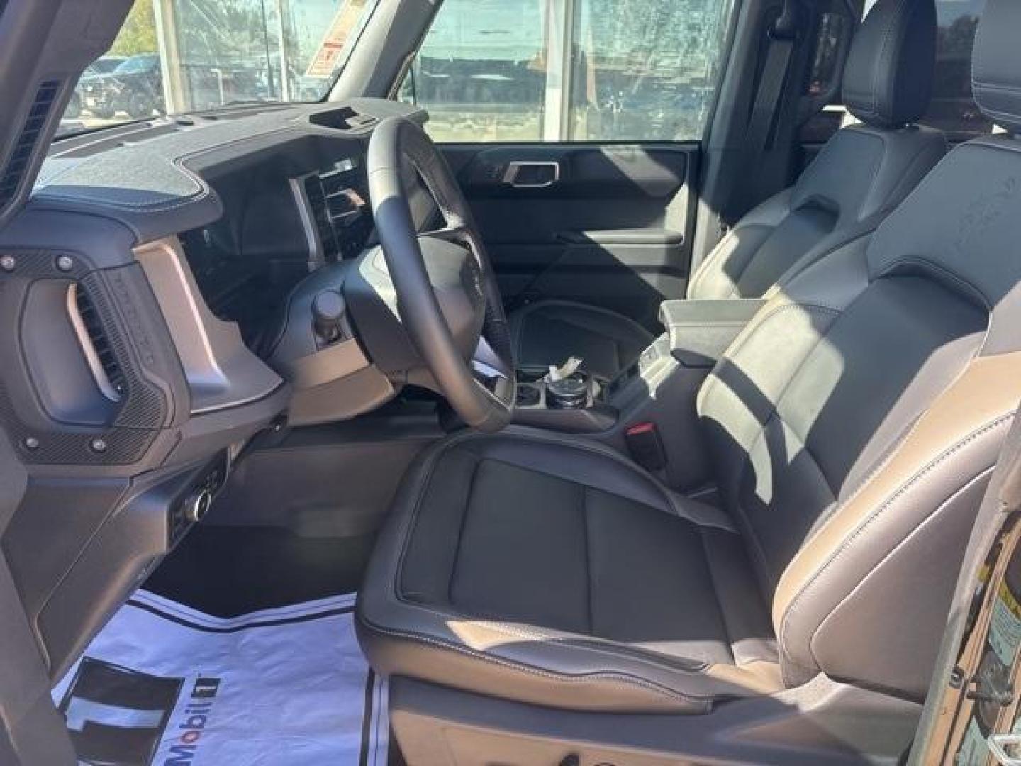 2025 Shadow Black /Black Onyx Interior Ford Bronco Outer Banks (1FMEE8BP0SL) with an 2.7L EcoBoost V6 engine, Automatic transmission, located at 1105 E Mulberry, Kaufman, TX, 75142, (972) 962-2151, 32.589550, -96.300926 - $2,428 off MSRP!<br><br><br>Shadow Black 2025 Ford Bronco 4D Sport Utility Outer Banks 4WD 10-Speed Automatic 2.7L EcoBoost V6 19/21 City/Highway MPG Price includes: $2000 - Retail Bonus Cash. Exp. 01/05/2026 $500 - Retail Bonus Cash. Exp. 12/17/2025 - Photo#9